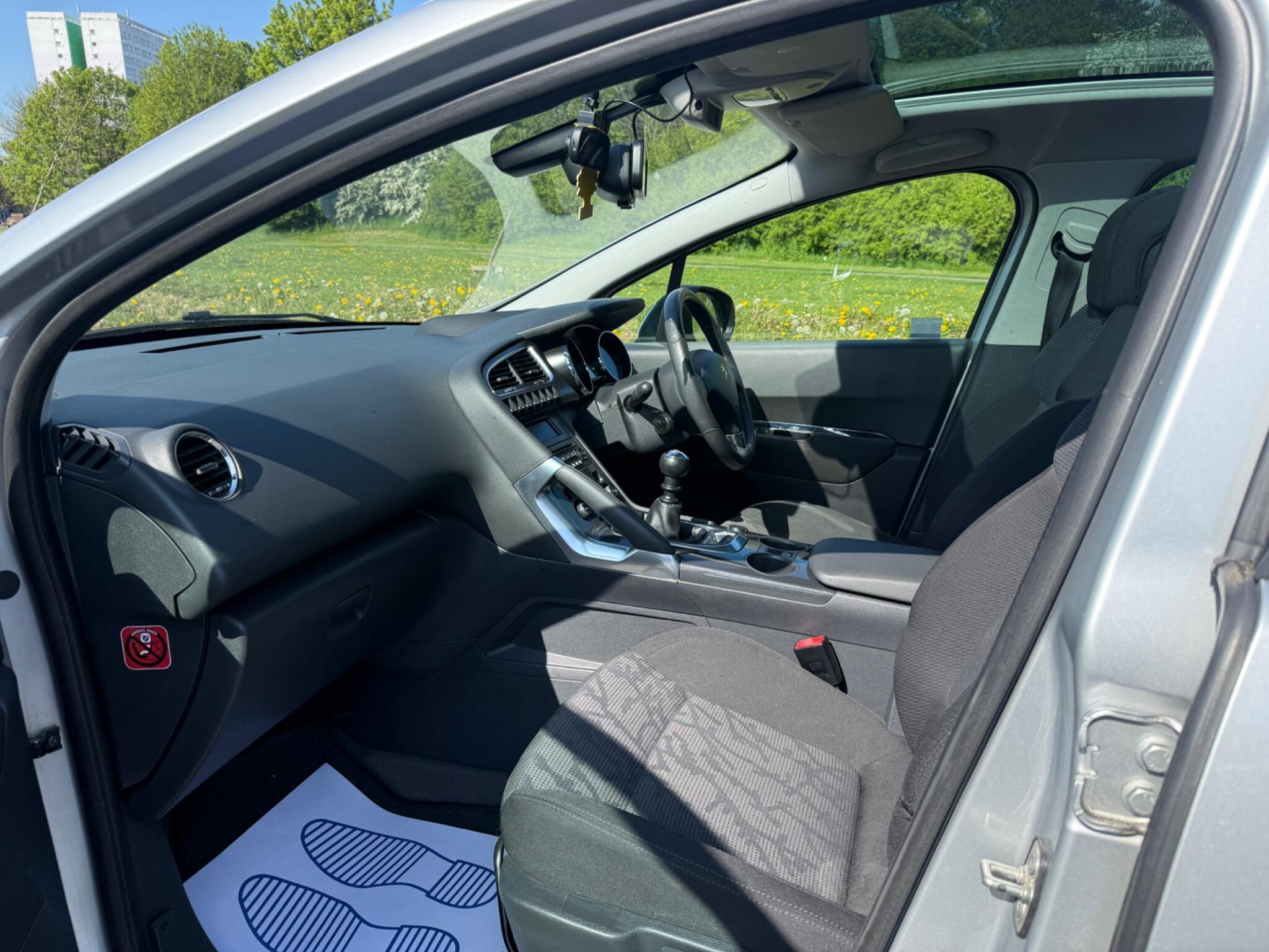 Peugeot 3008 - Image 8