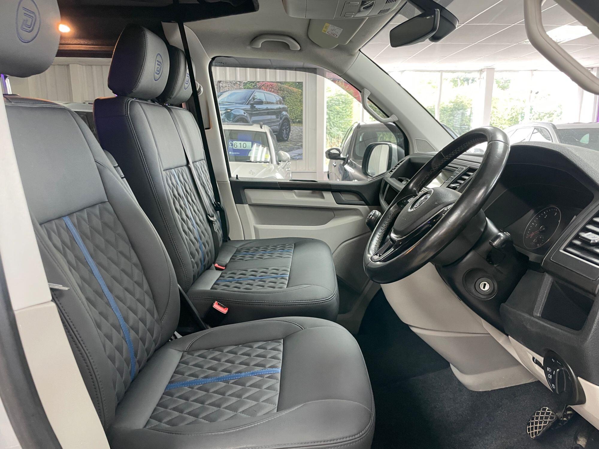 Volkswagen Transporter - Image 36
