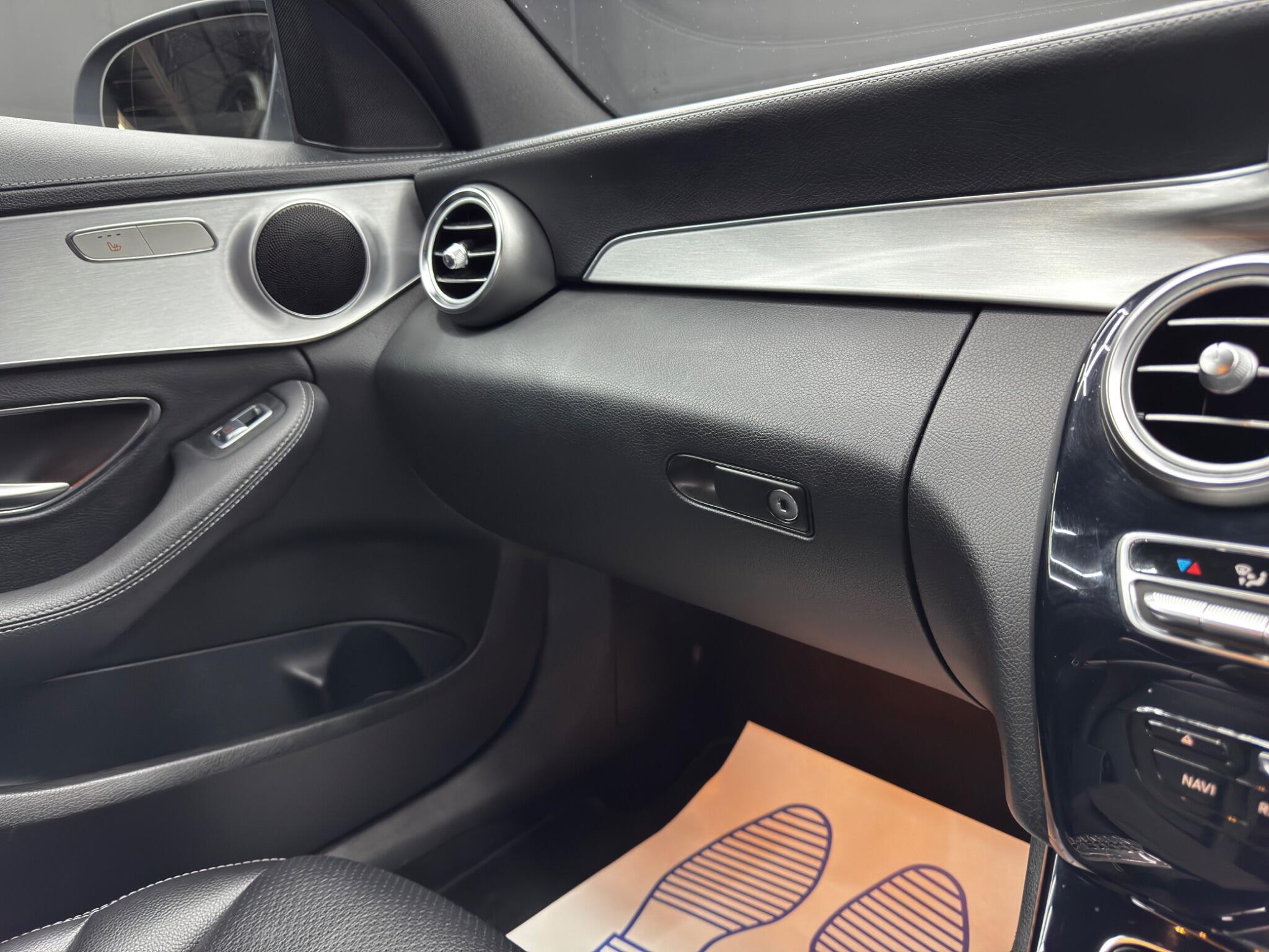 Mercedes C Class - Image 34