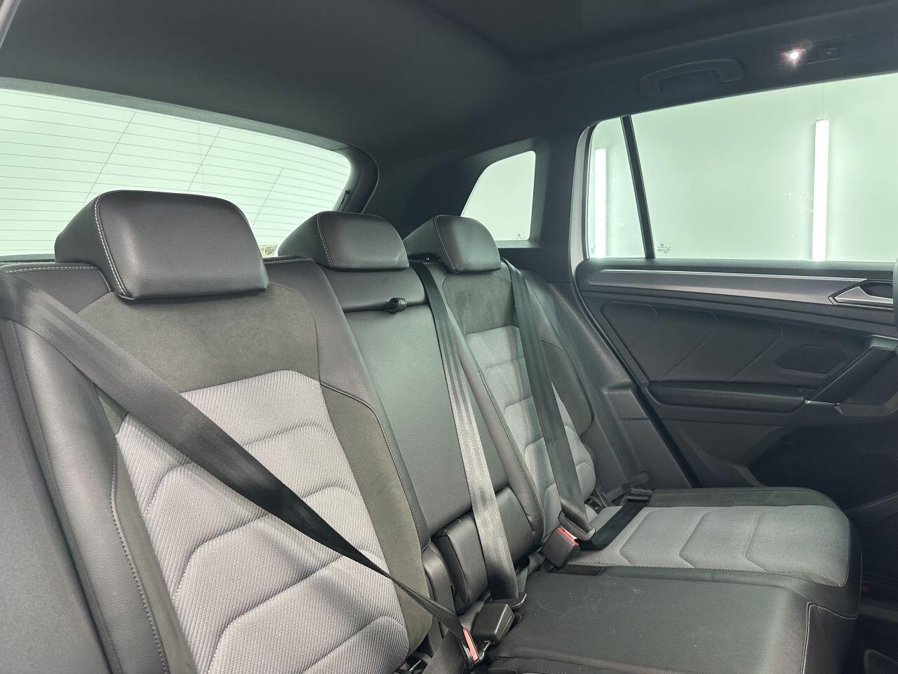 Volkswagen Tiguan - Image 15
