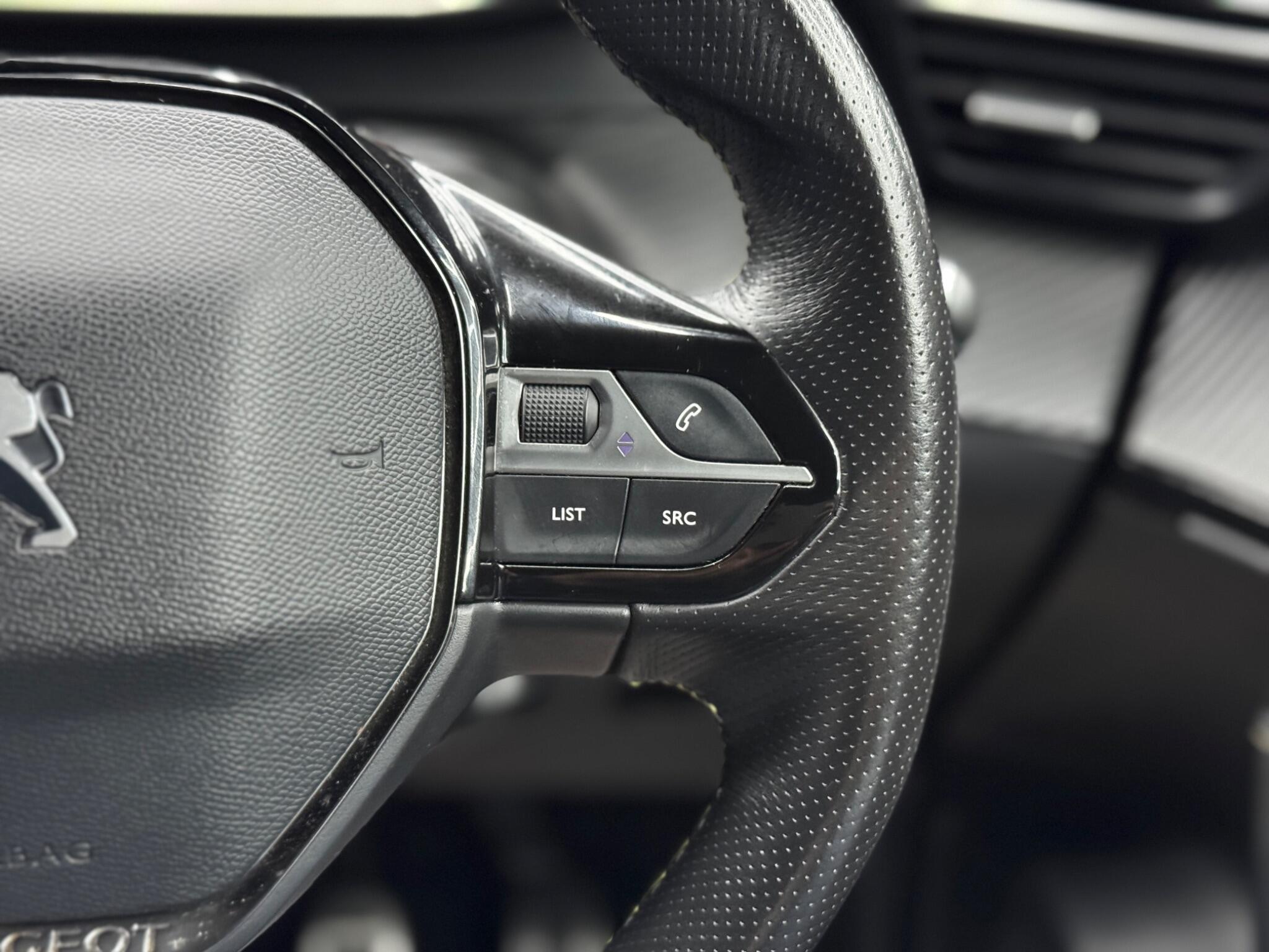 Peugeot 2008 - Image 21