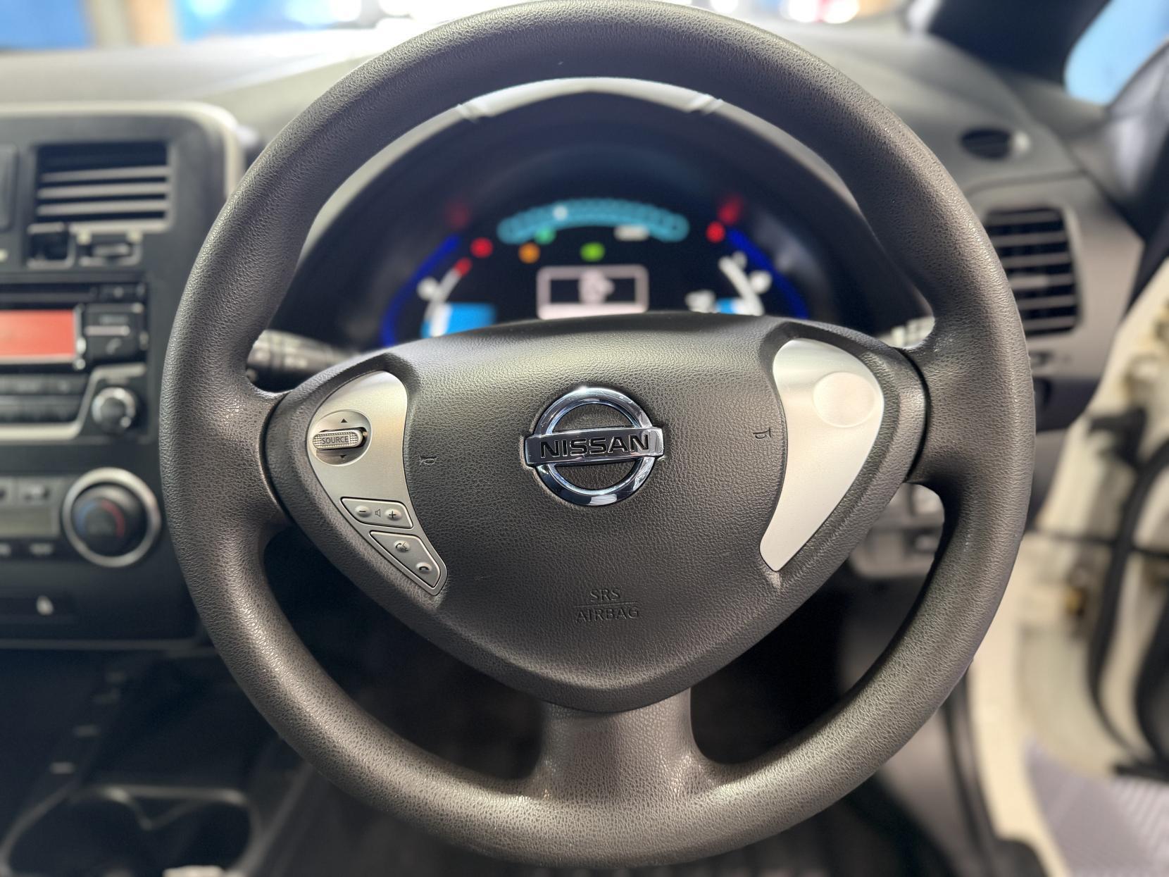 Nissan Leaf - Image 18