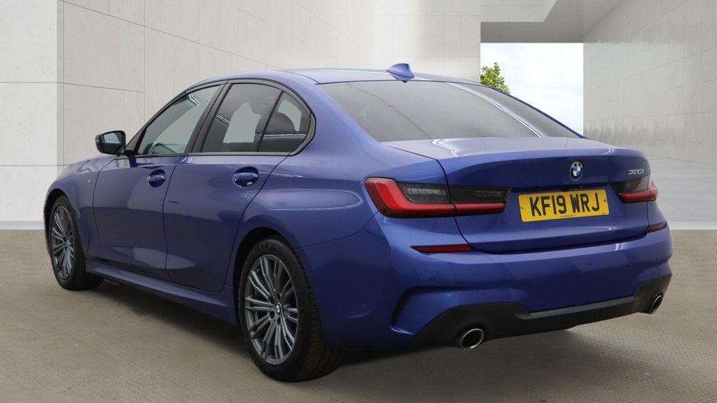 BMW 3 Series - Image 6