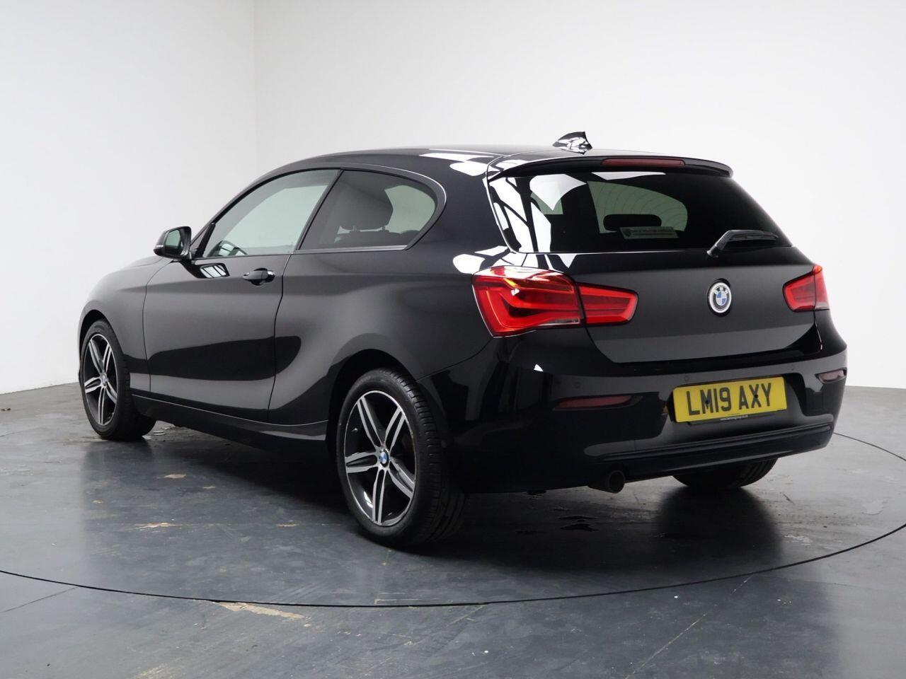 BMW 1 Series - Image 9