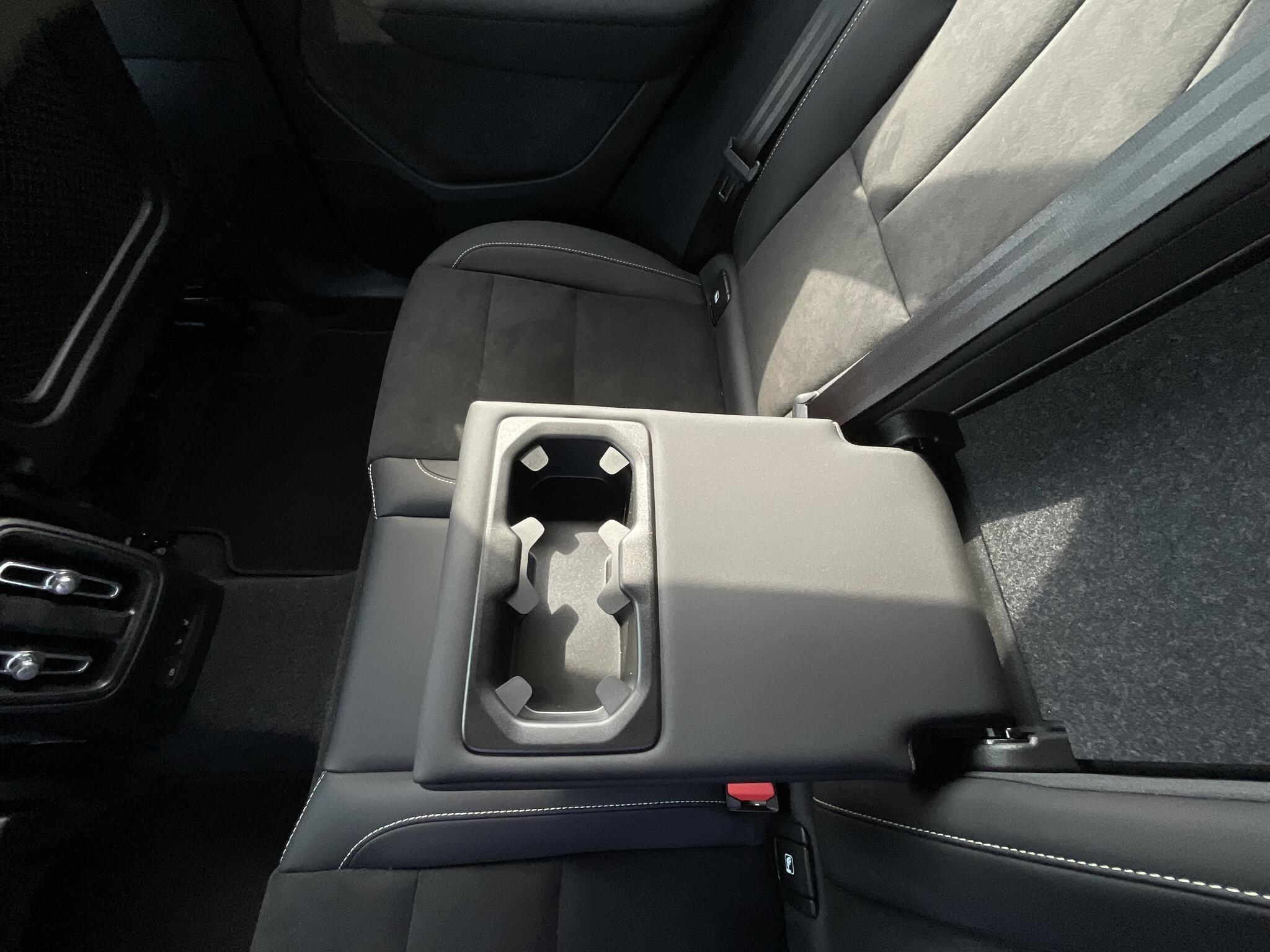 Volvo XC40 - Image 14