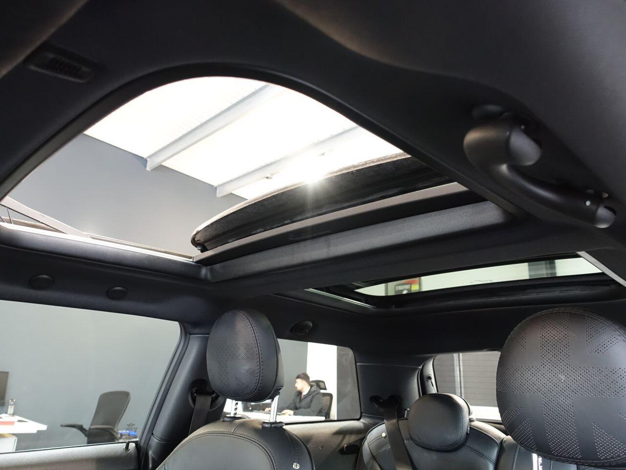 MINI Electric Hatch - Image 2