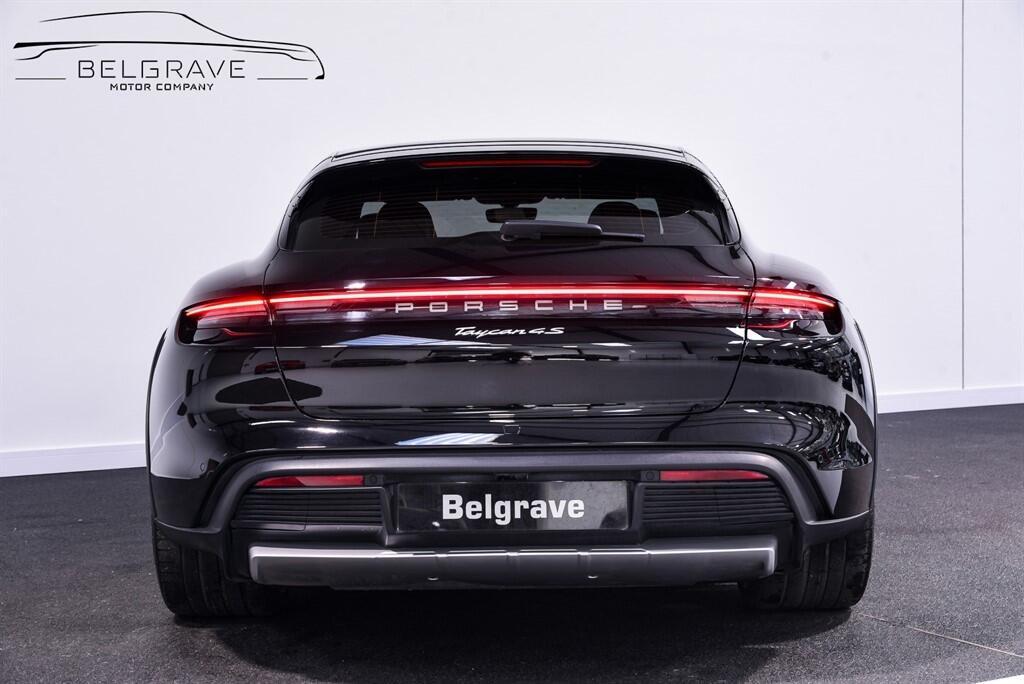 Porsche Taycan - Image 7