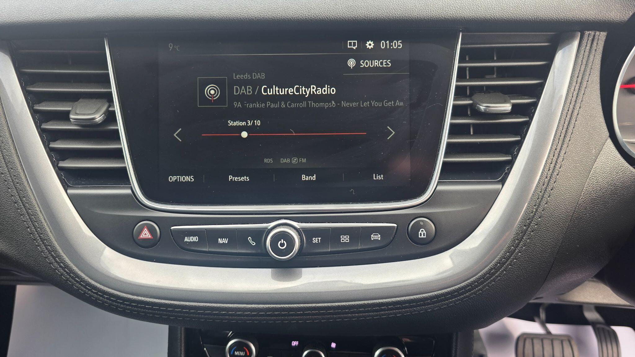 Vauxhall Grandland X - Image 37