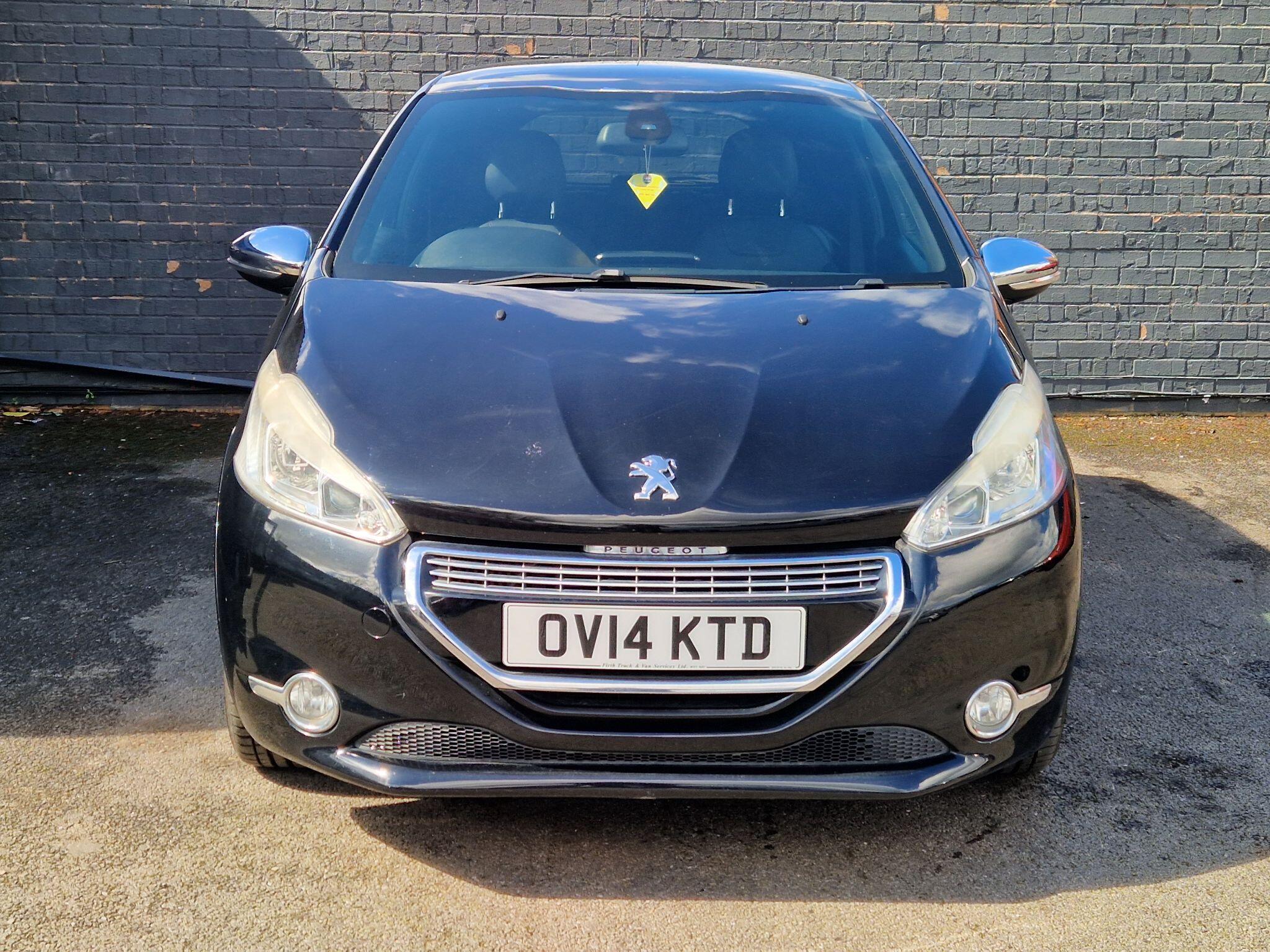 Peugeot 208 - Image 4
