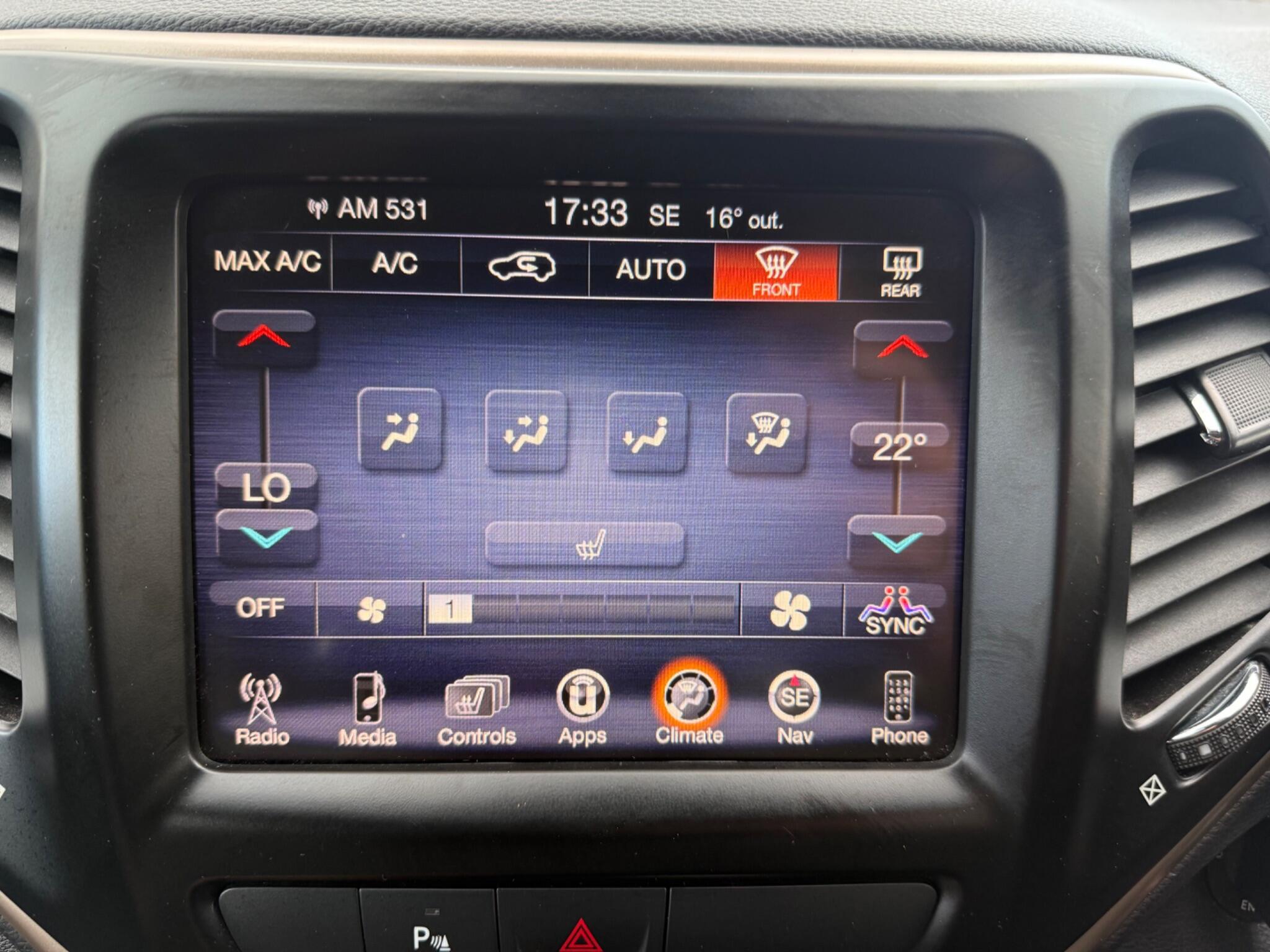 Jeep Cherokee - Image 17