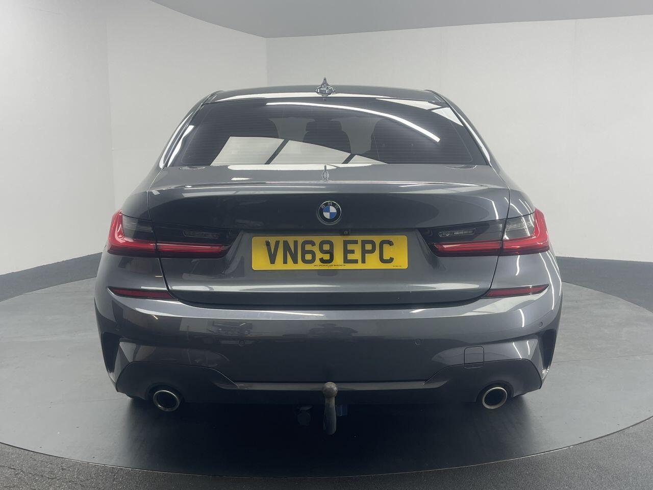 BMW 3 Series - Image 10