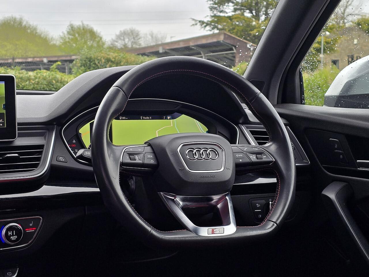 Audi SQ5 - Image 5