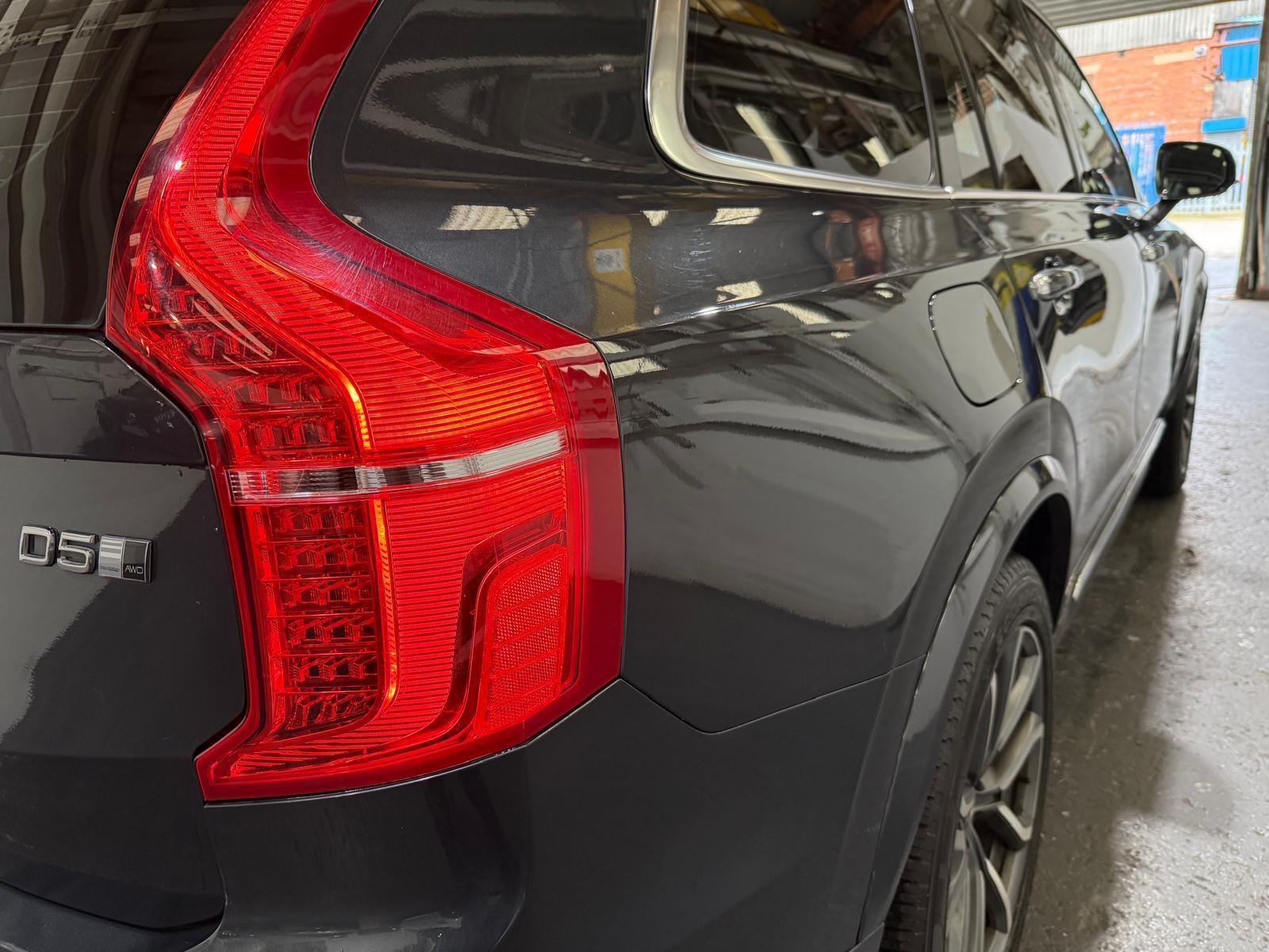 Volvo XC90 - Image 23