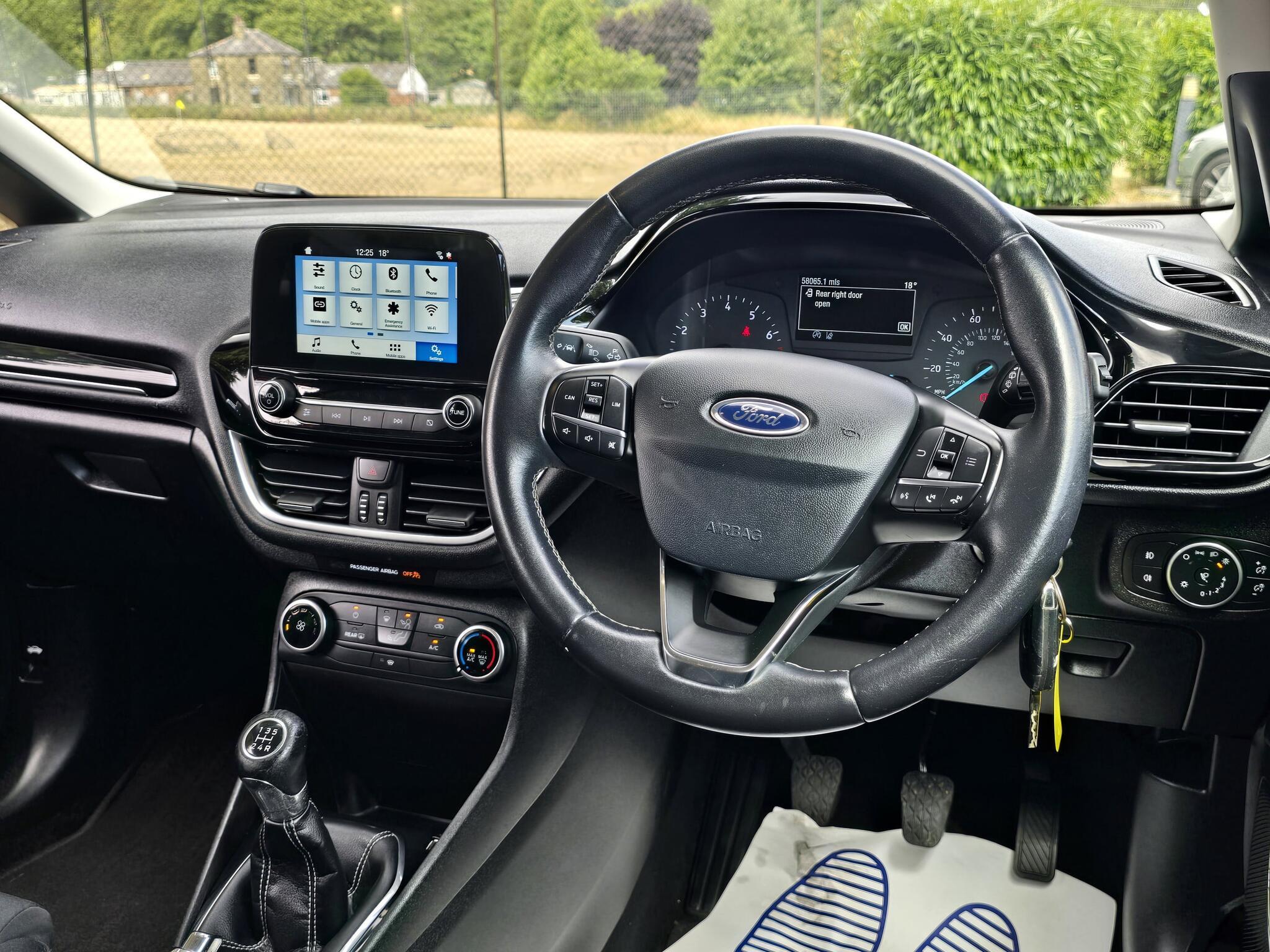 Ford Fiesta - Image 7