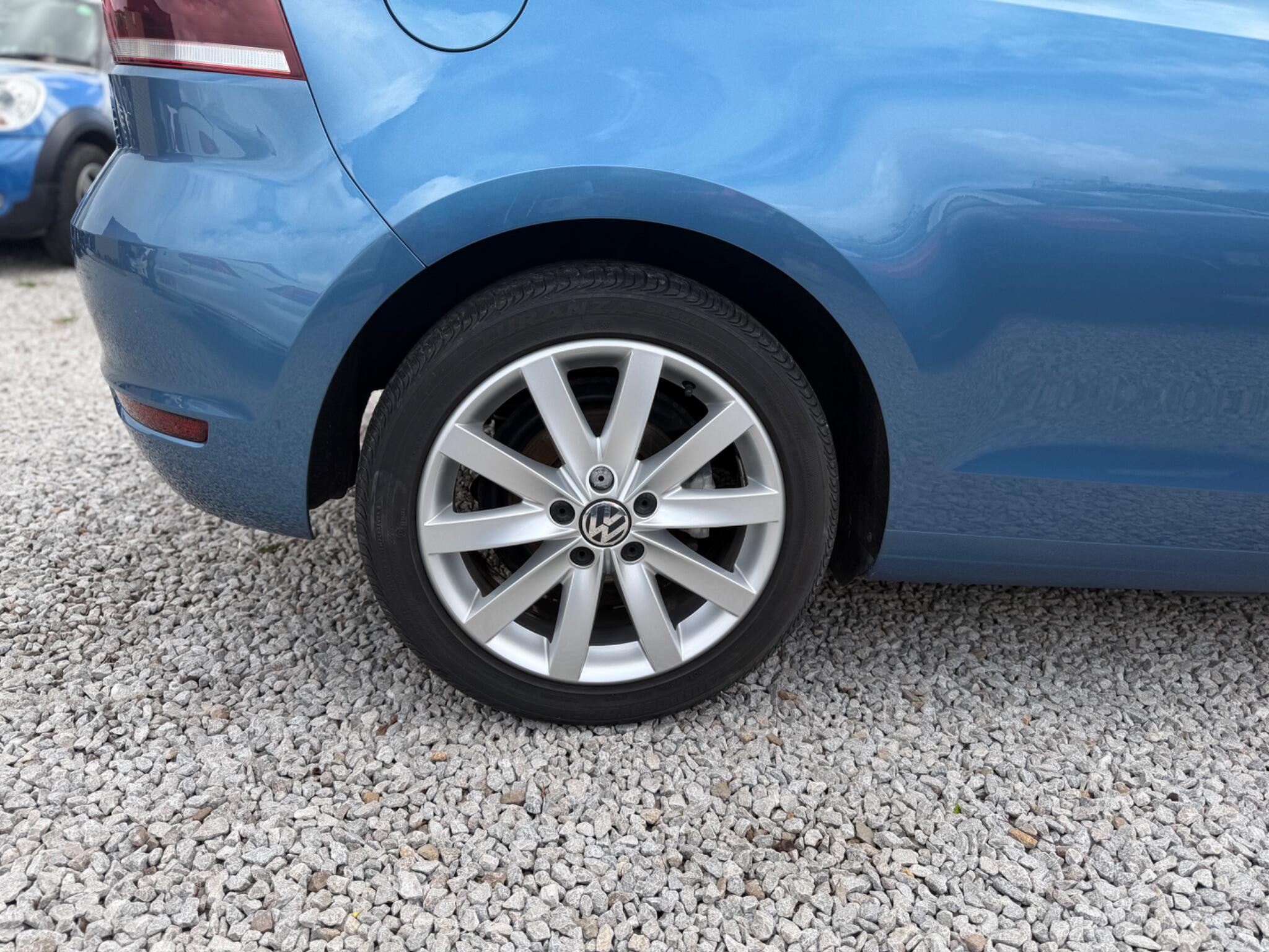 Volkswagen Golf - Image 32