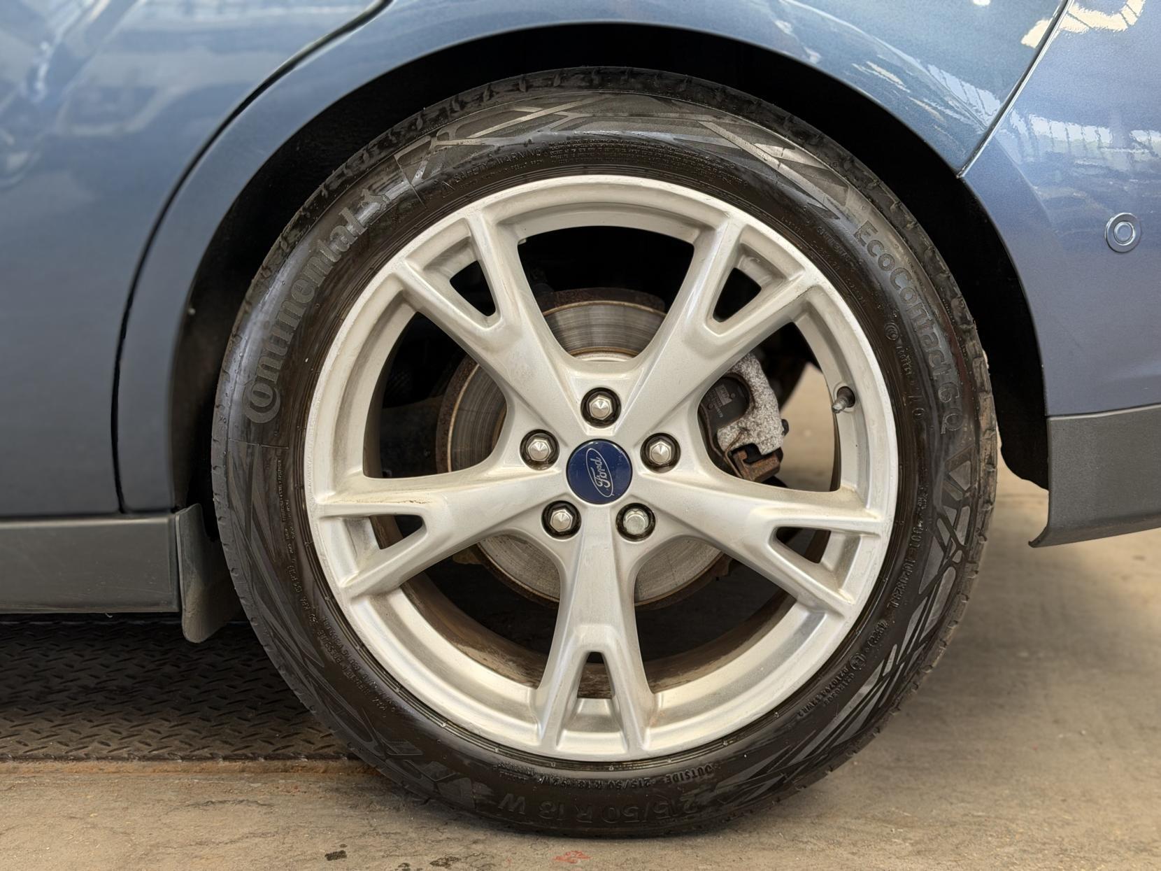 Ford C-MAX - Image 14
