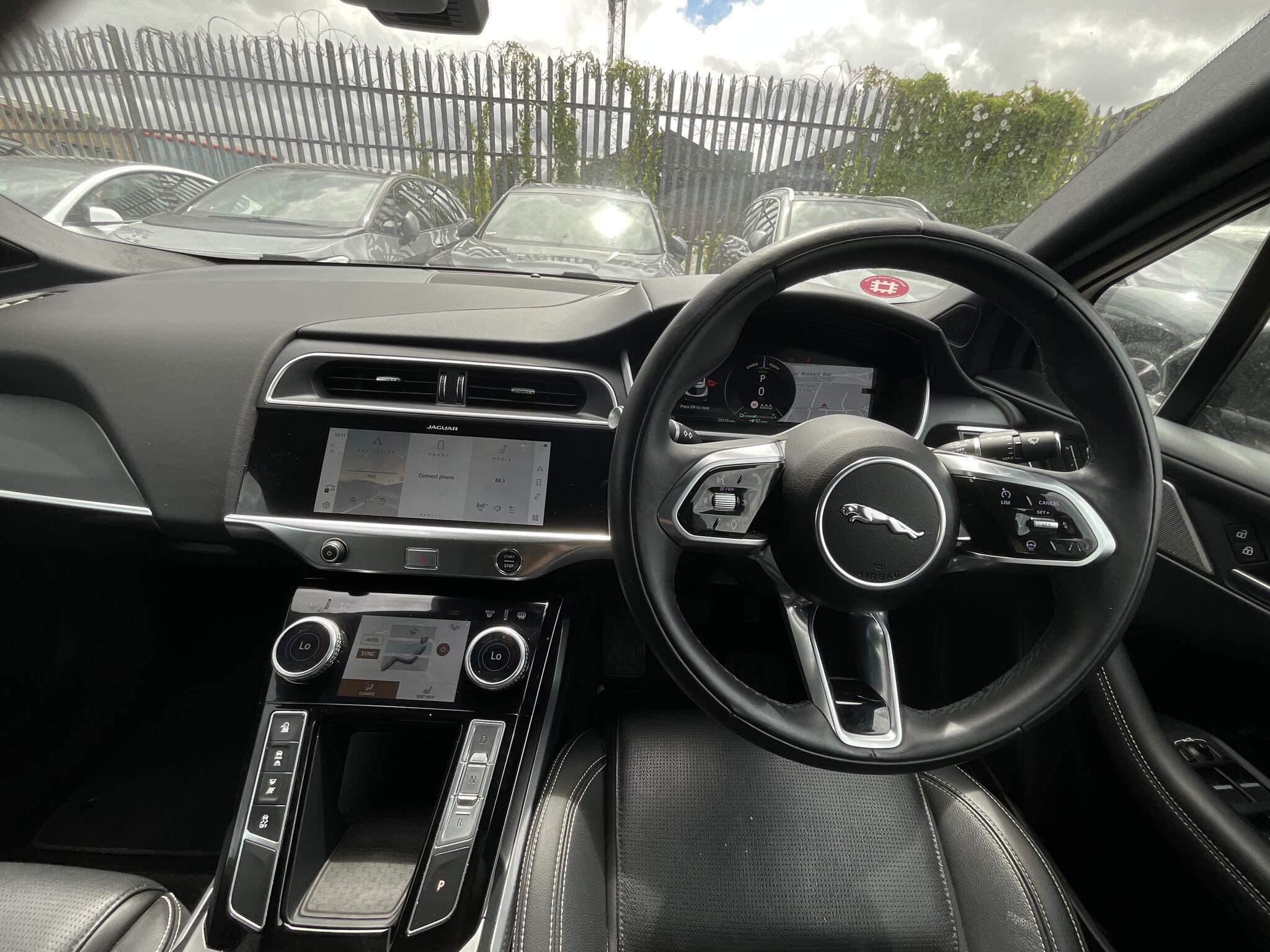 Jaguar I-Pace - Image 6