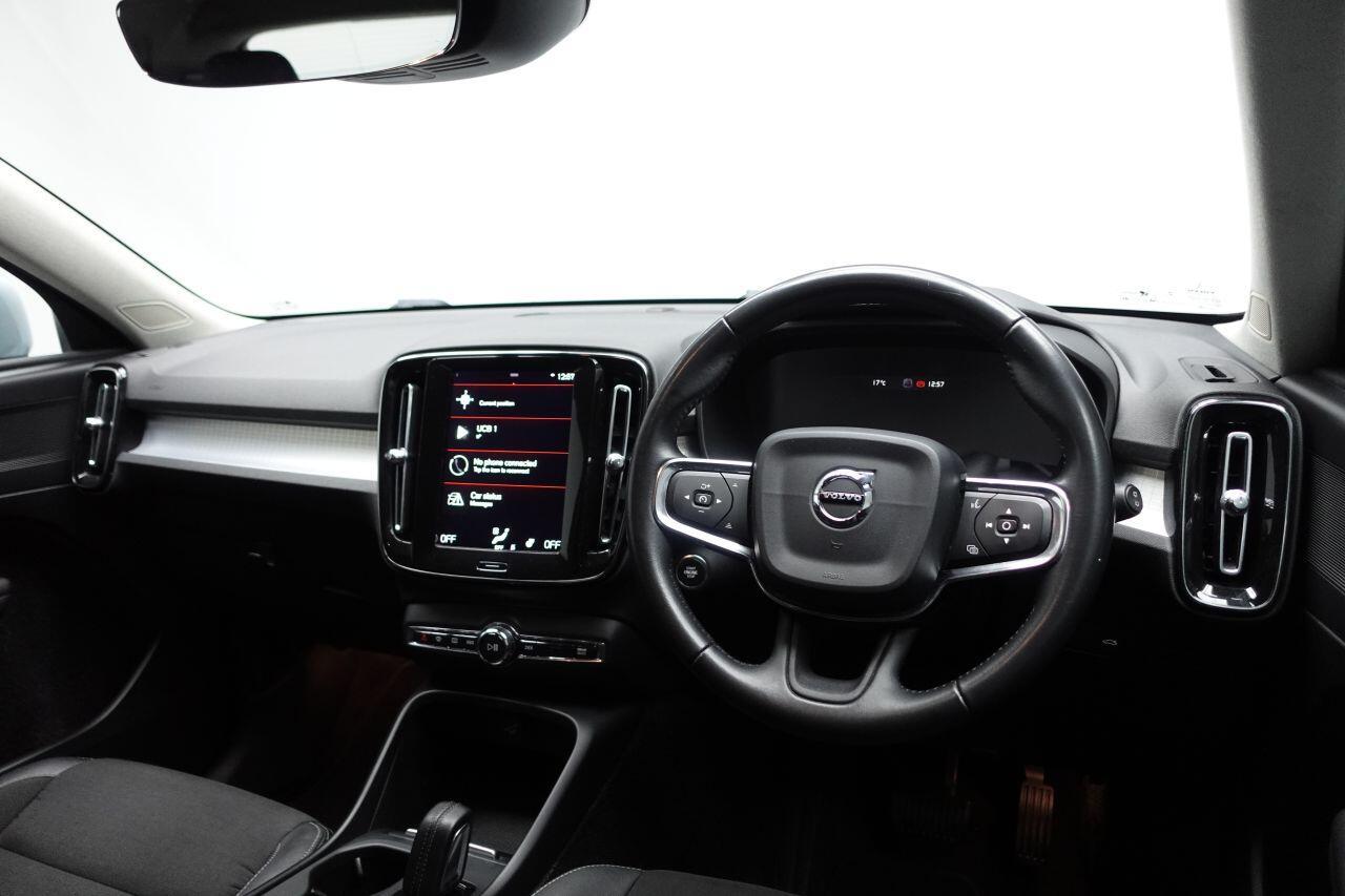 Volvo XC40 - Image 14