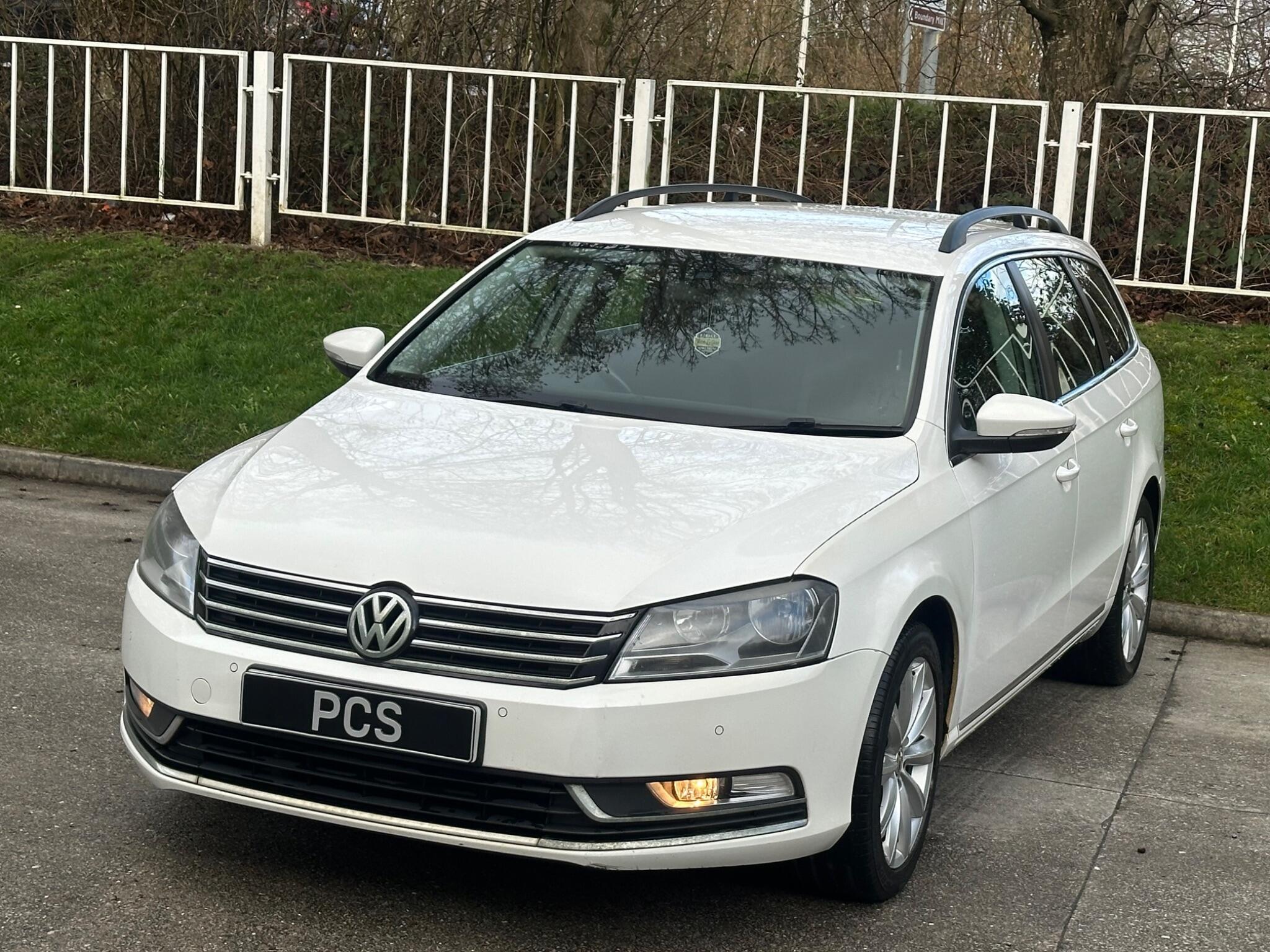 Volkswagen Passat - Image 8