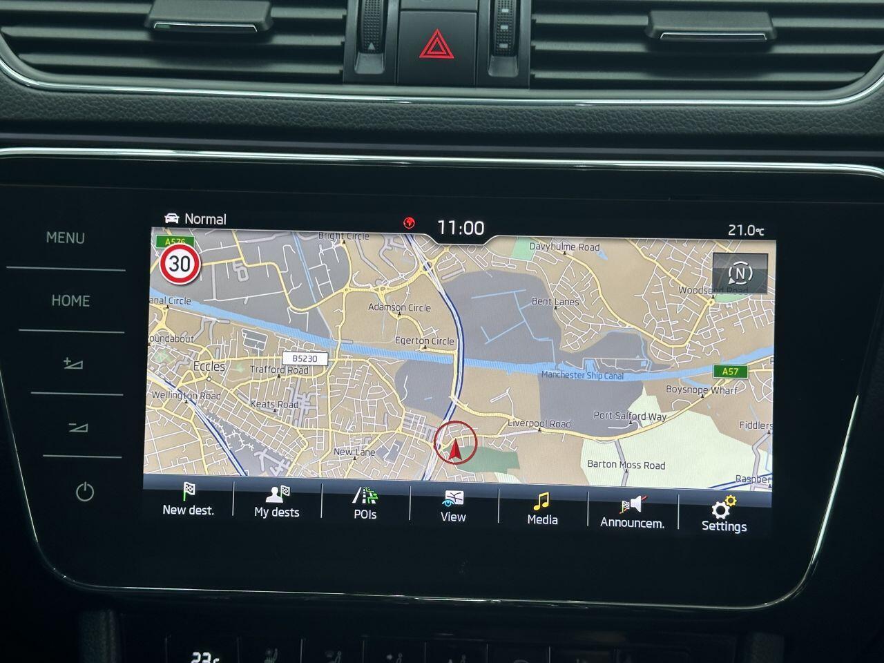 Skoda Superb - Image 40