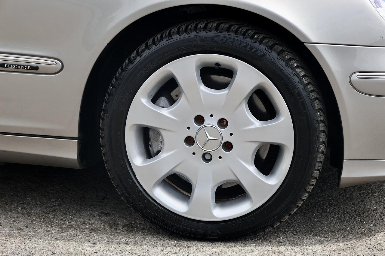 Mercedes C Class - Image 18