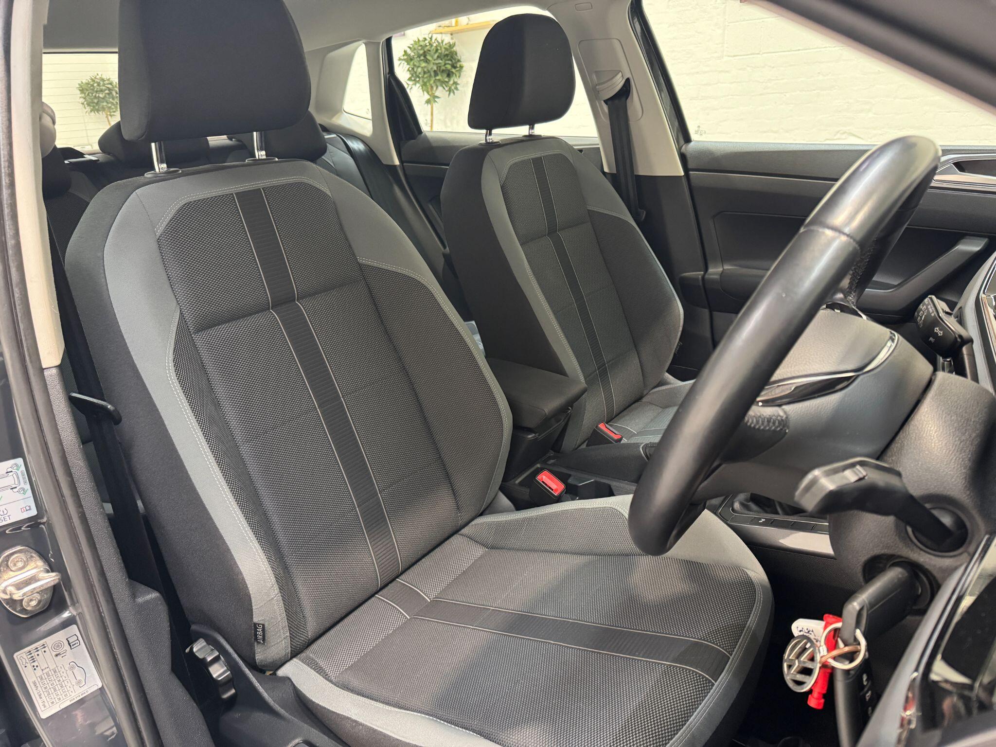 Volkswagen Polo - Image 17
