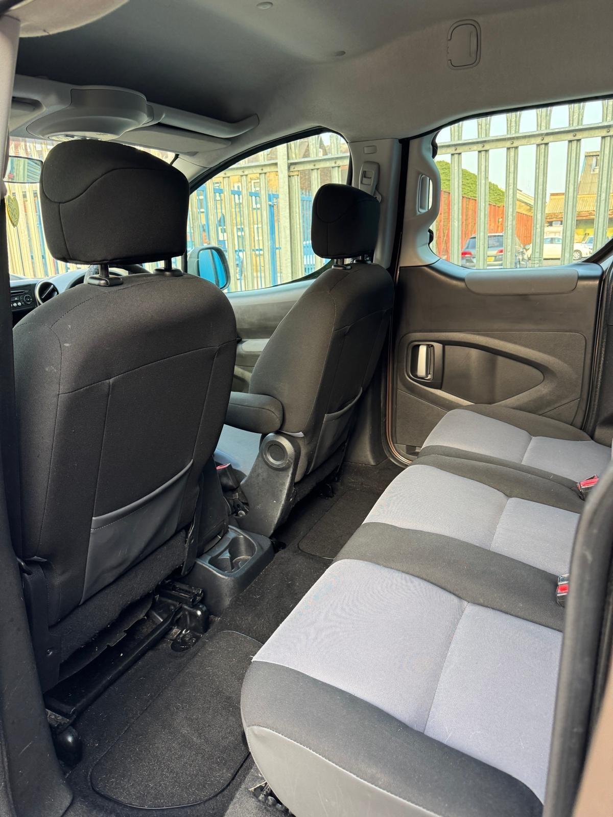 Peugeot Partner Tepee - Image 27