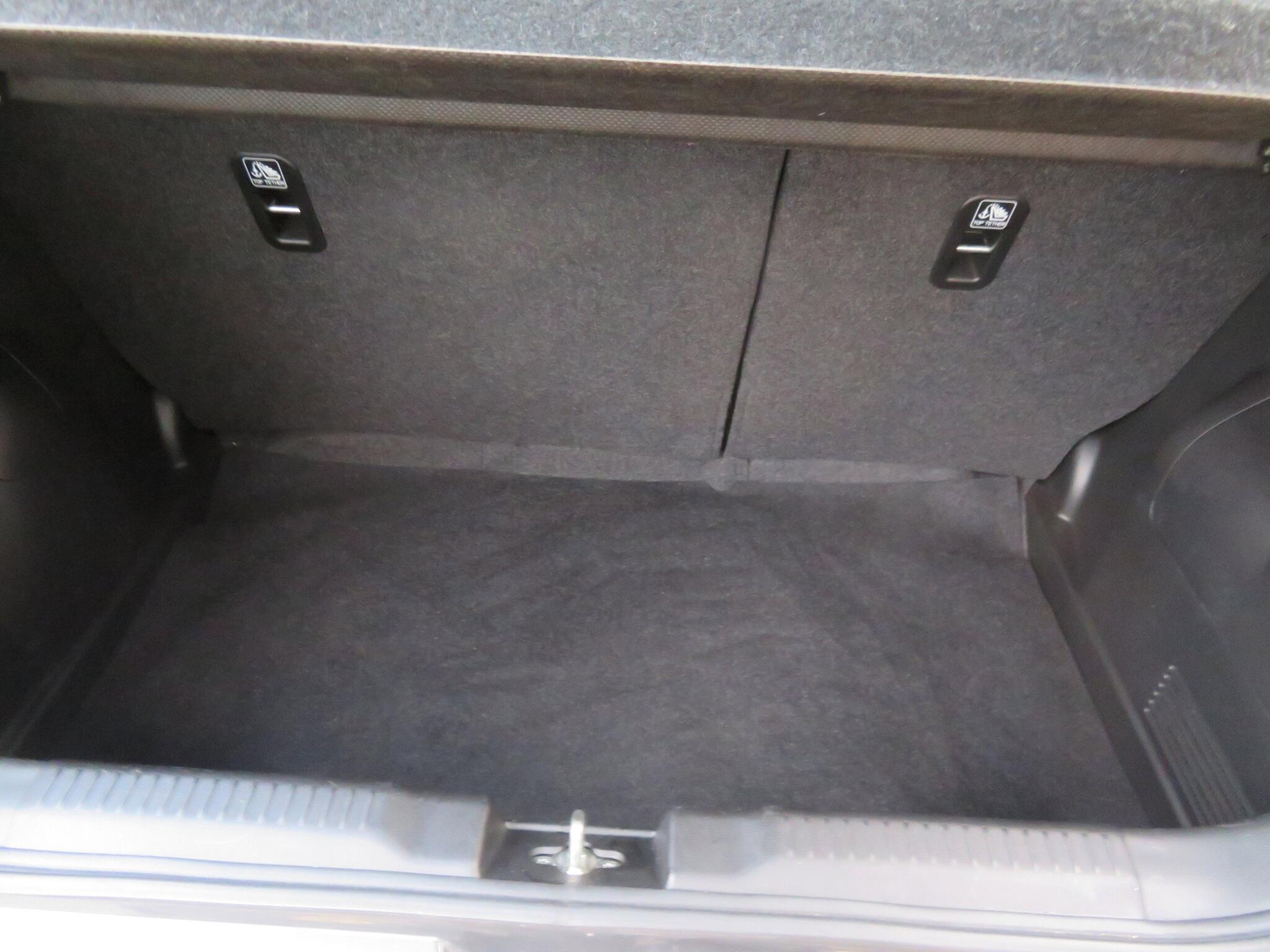 Suzuki Swift - Image 9