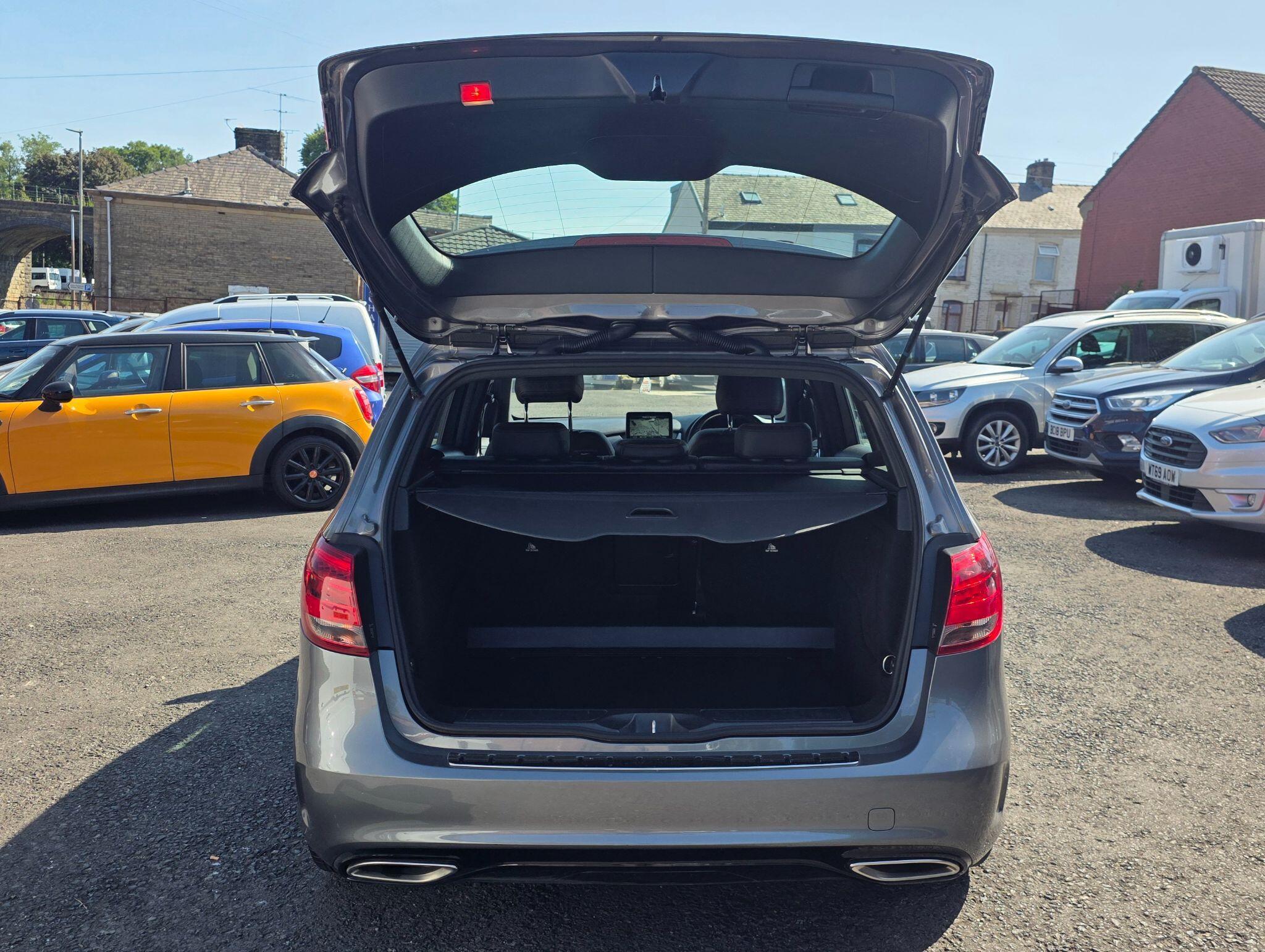 Mercedes B Class - Image 21