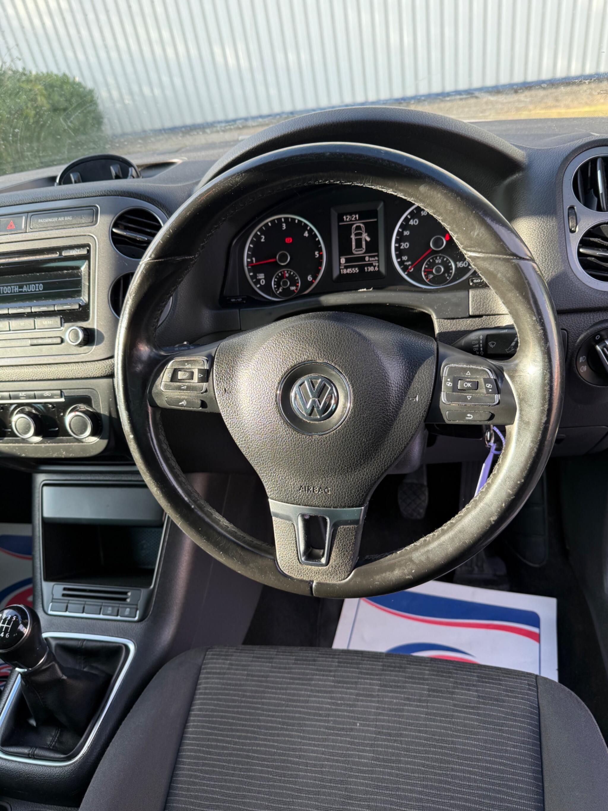 Volkswagen Tiguan - Image 29