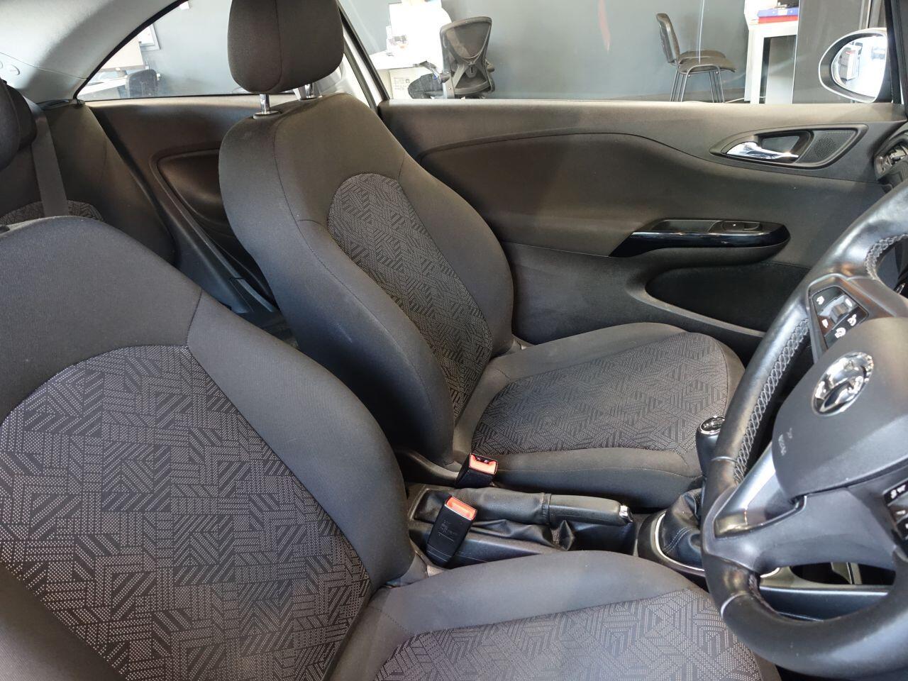 Vauxhall Corsa - Image 13