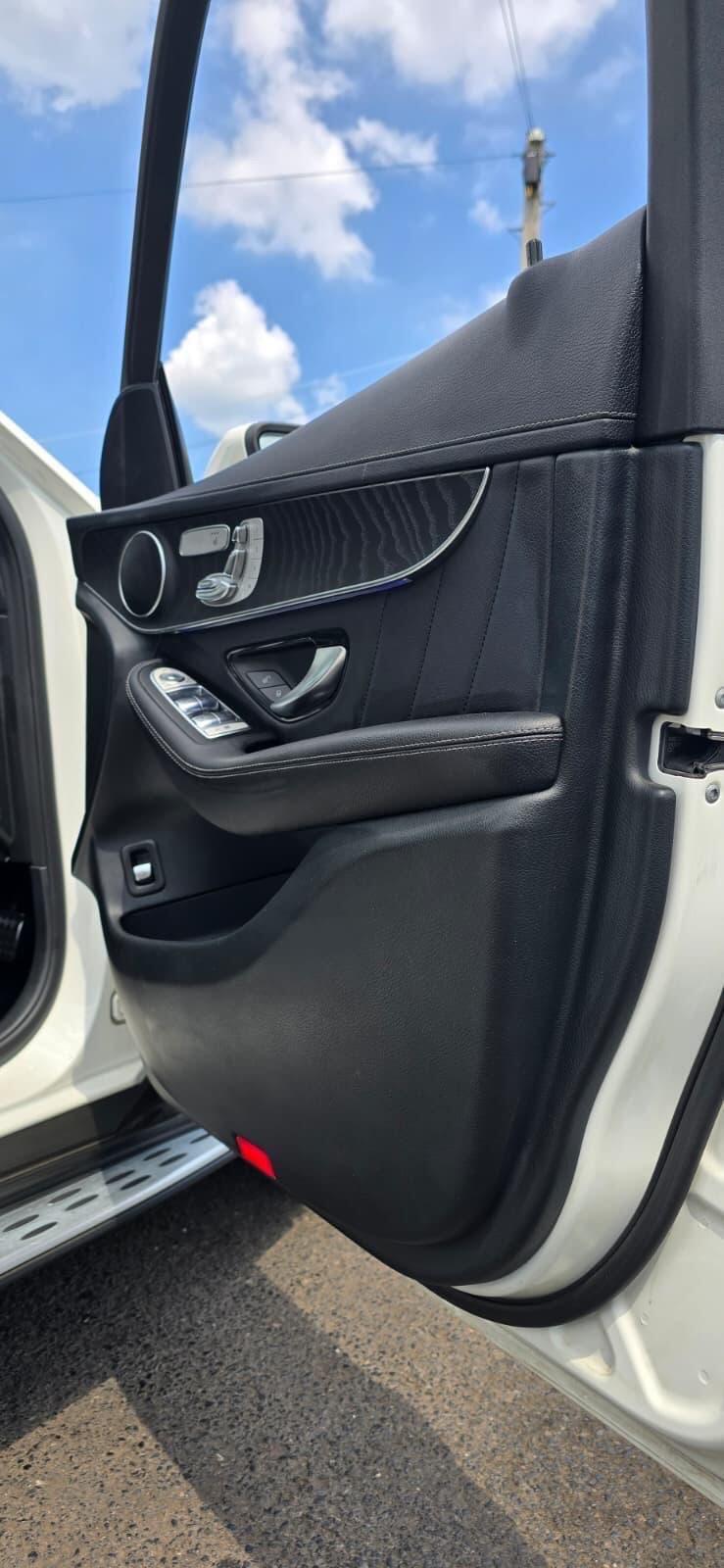 Mercedes GLC - Image 20
