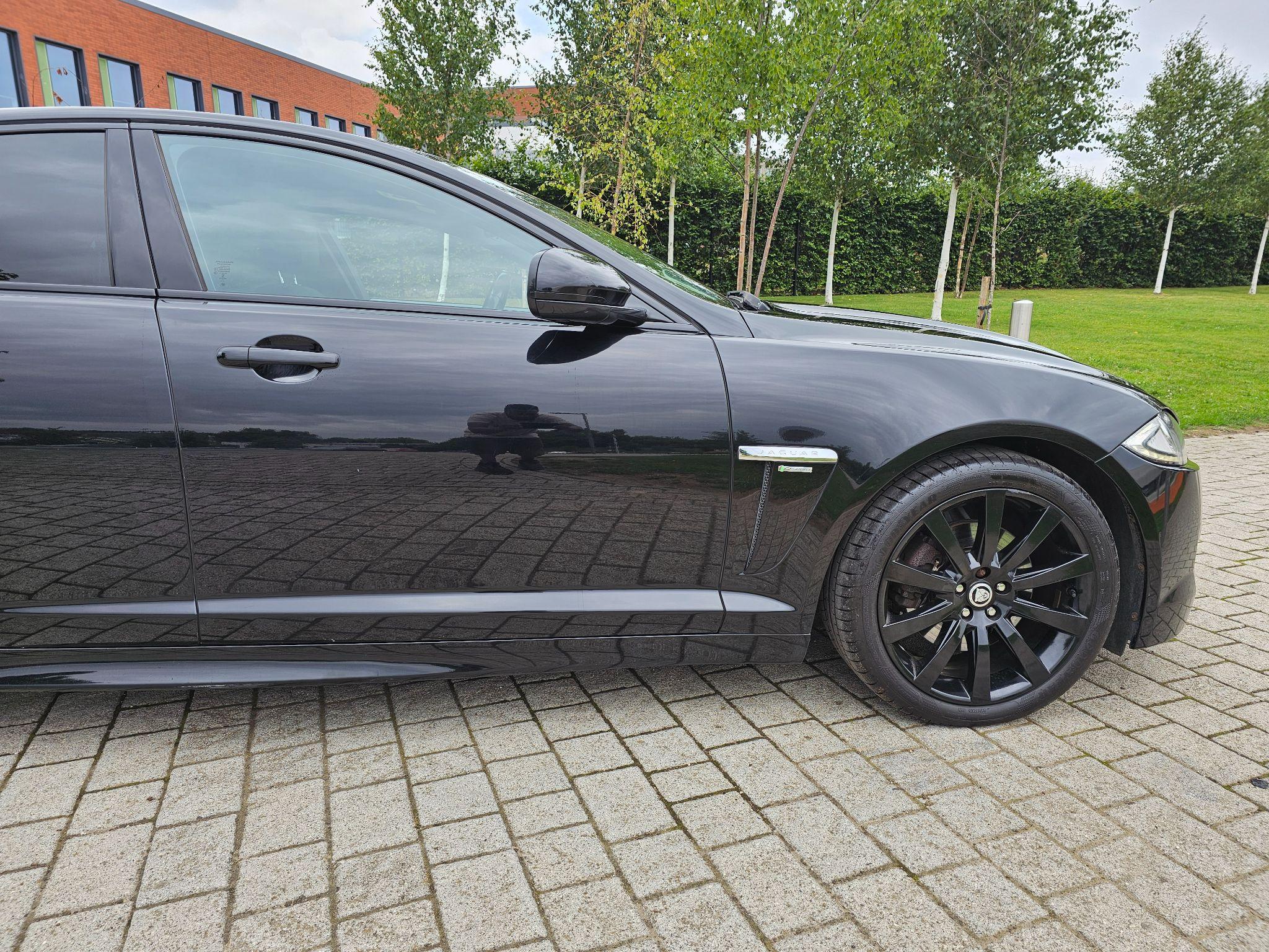 Jaguar XF - Image 7