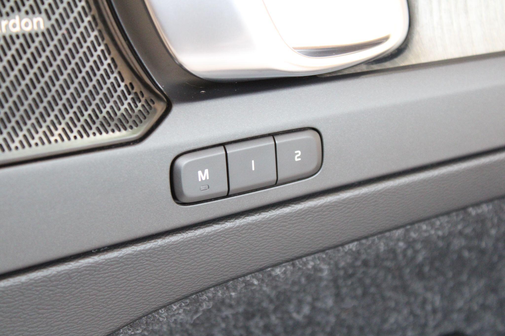 Volvo XC40 - Image 29