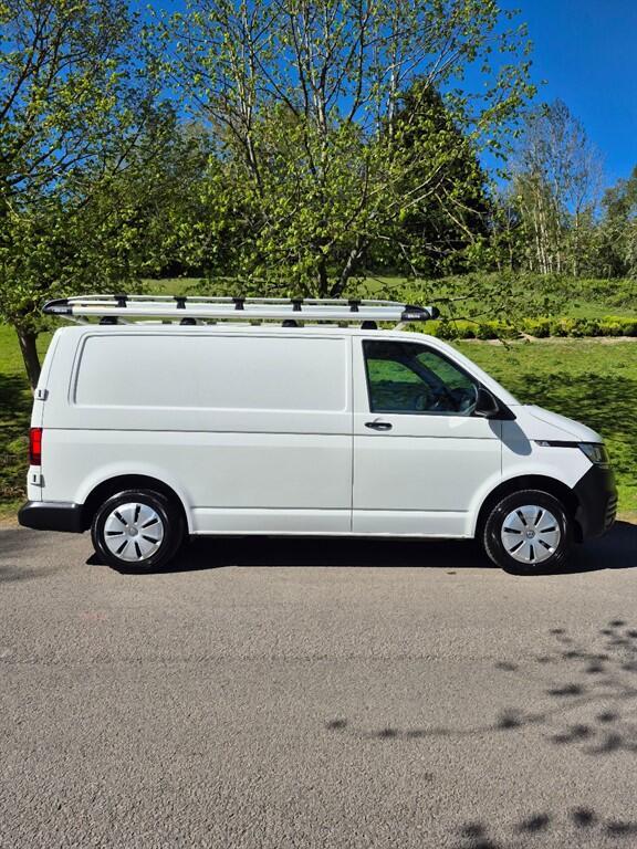 Volkswagen Transporter - Image 6