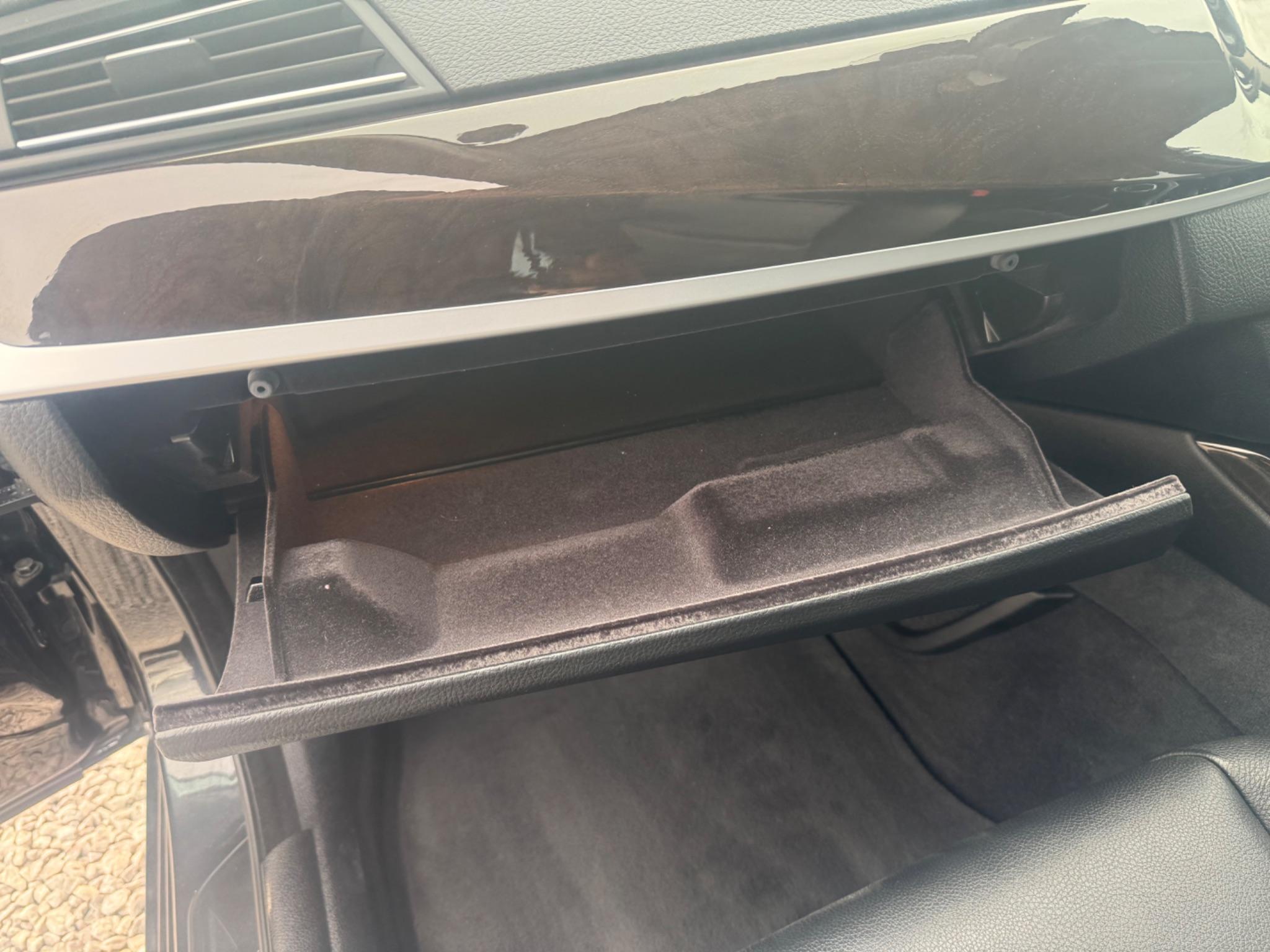 BMW 5 Series - Image 24