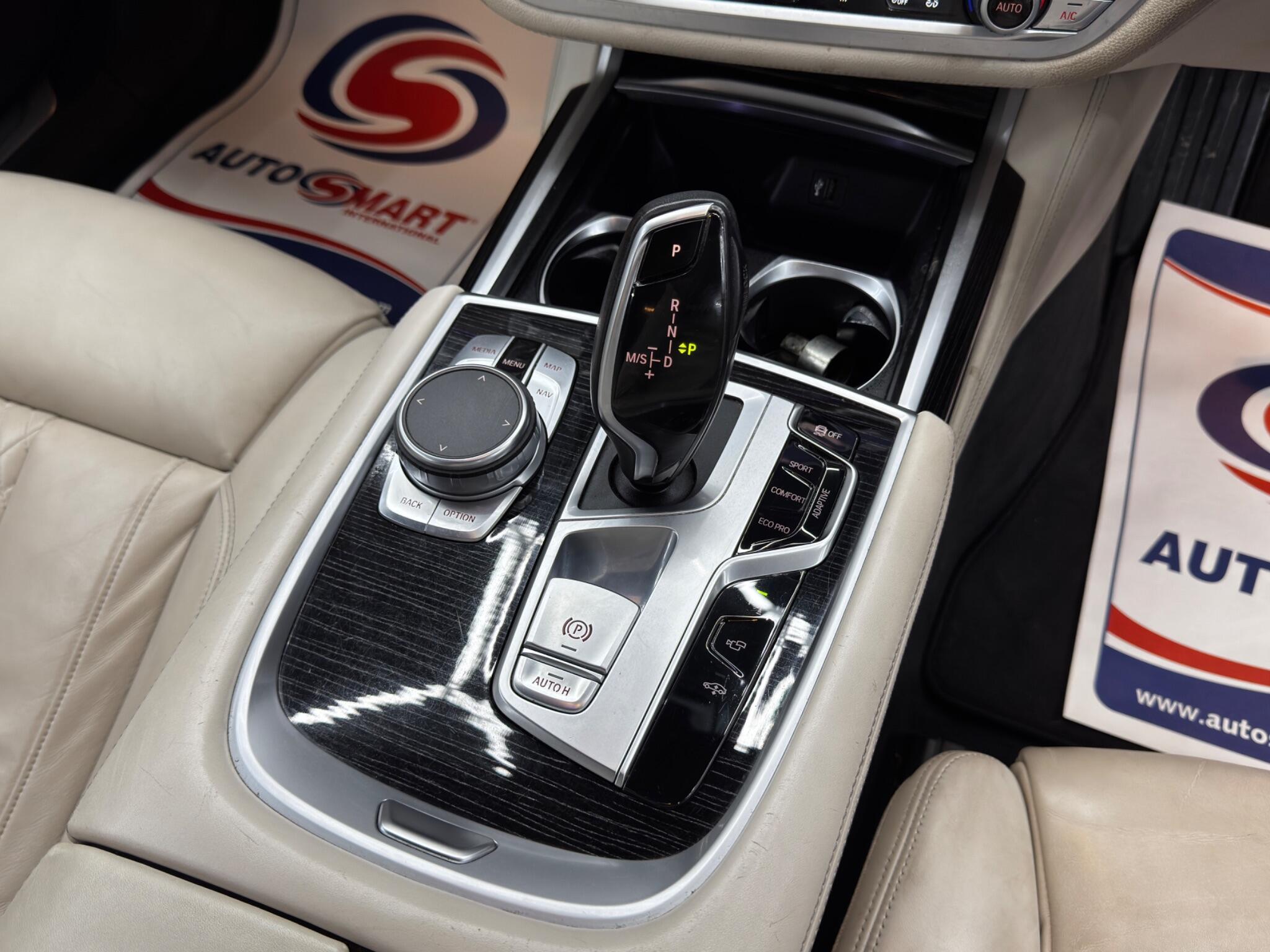 BMW 7 Series - Image 25