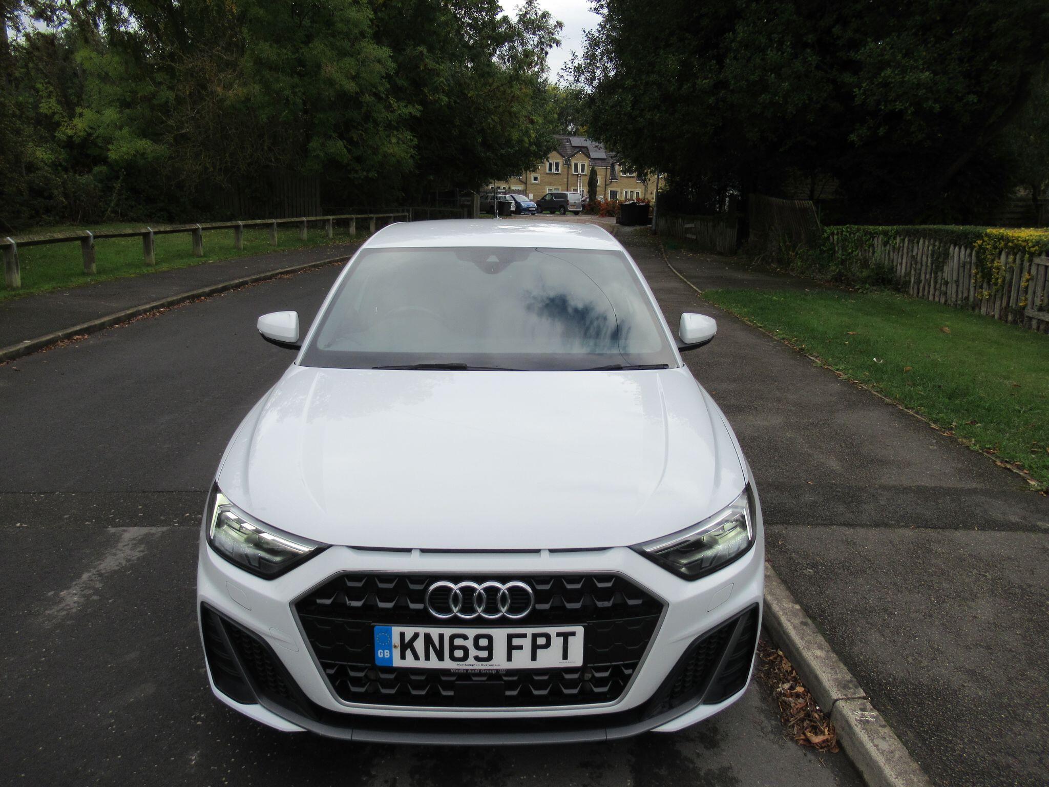 Audi A1 - Image 8