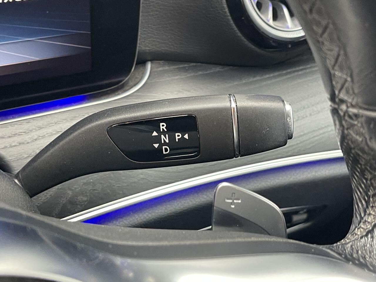 Mercedes-benz E-CLASS - Image 35