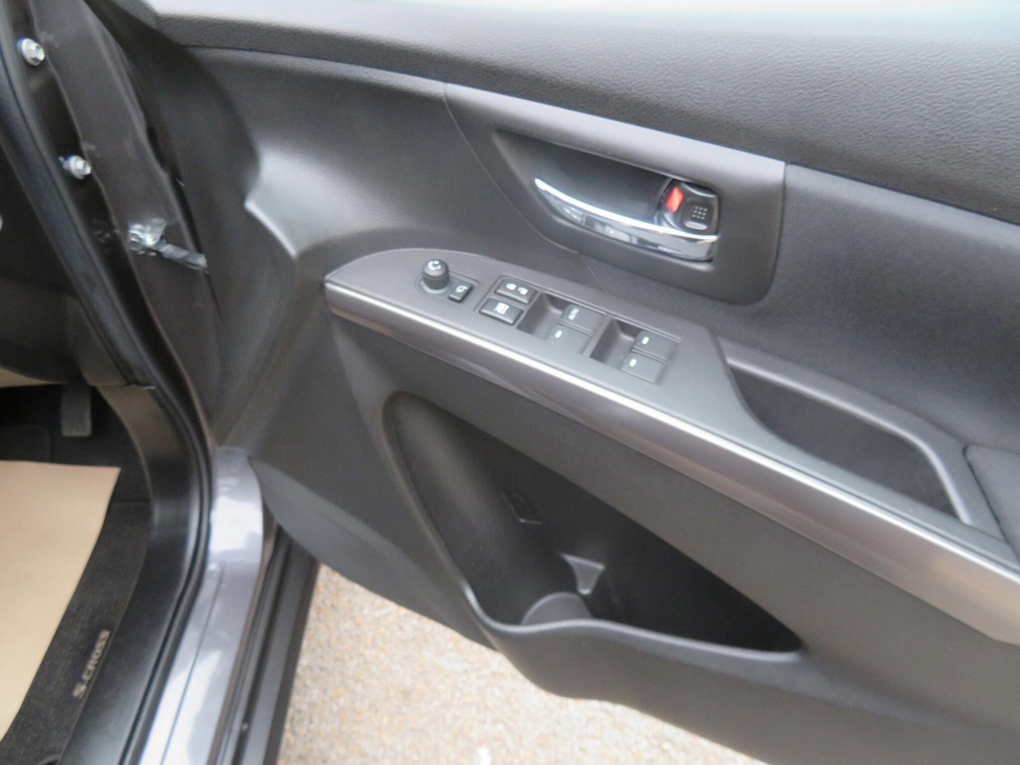 Suzuki S-Cross - Image 20
