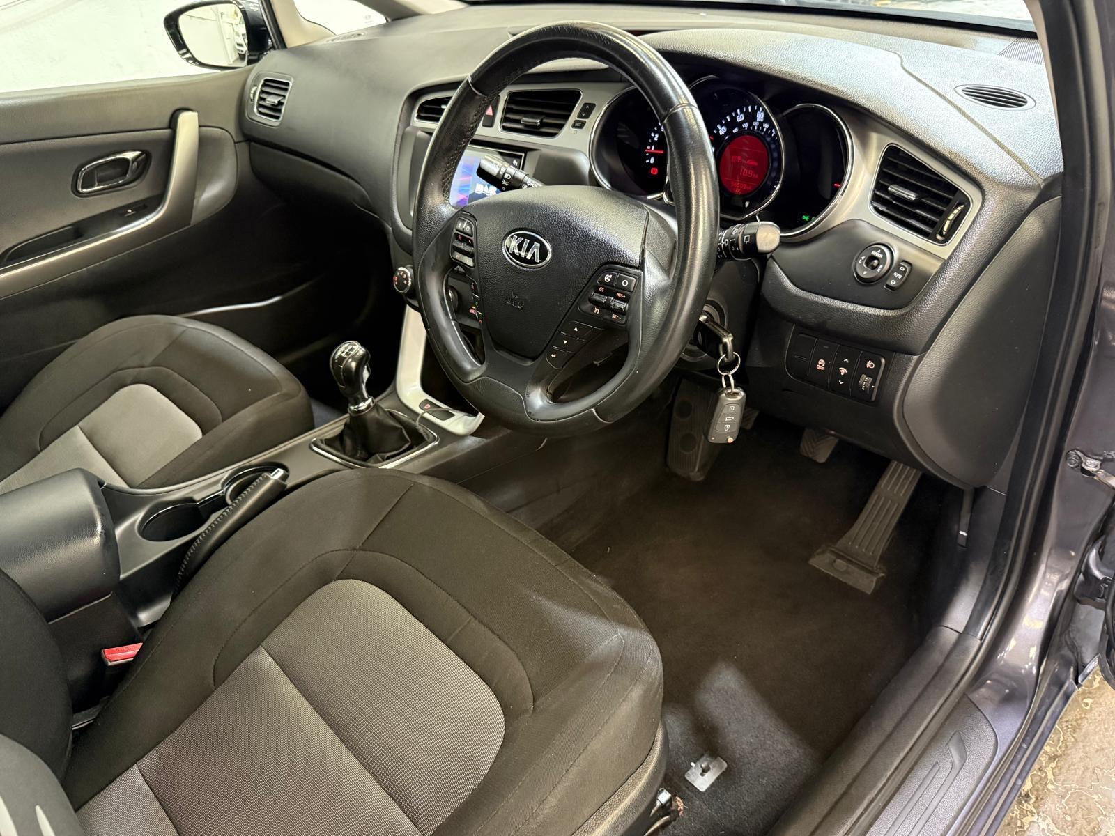 Kia ceed - Image 13