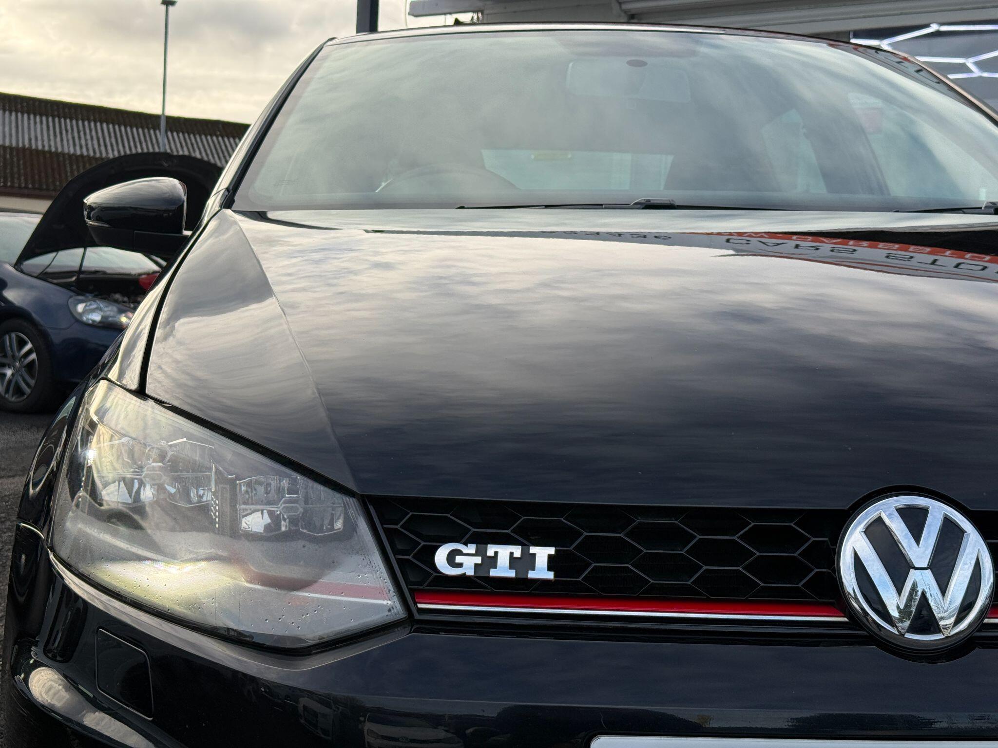 Volkswagen Polo - Image 11