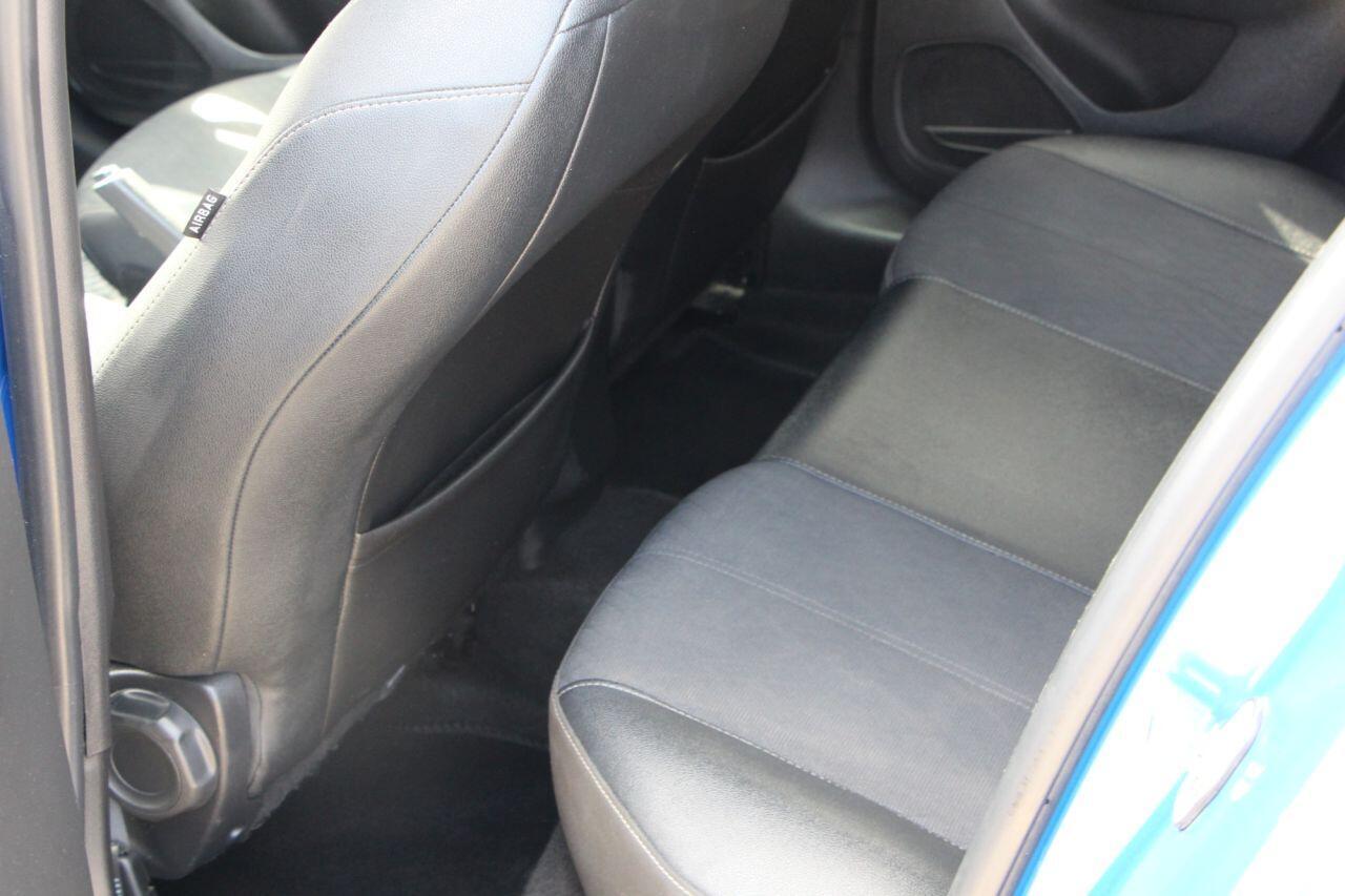 Vauxhall Corsa - Image 18