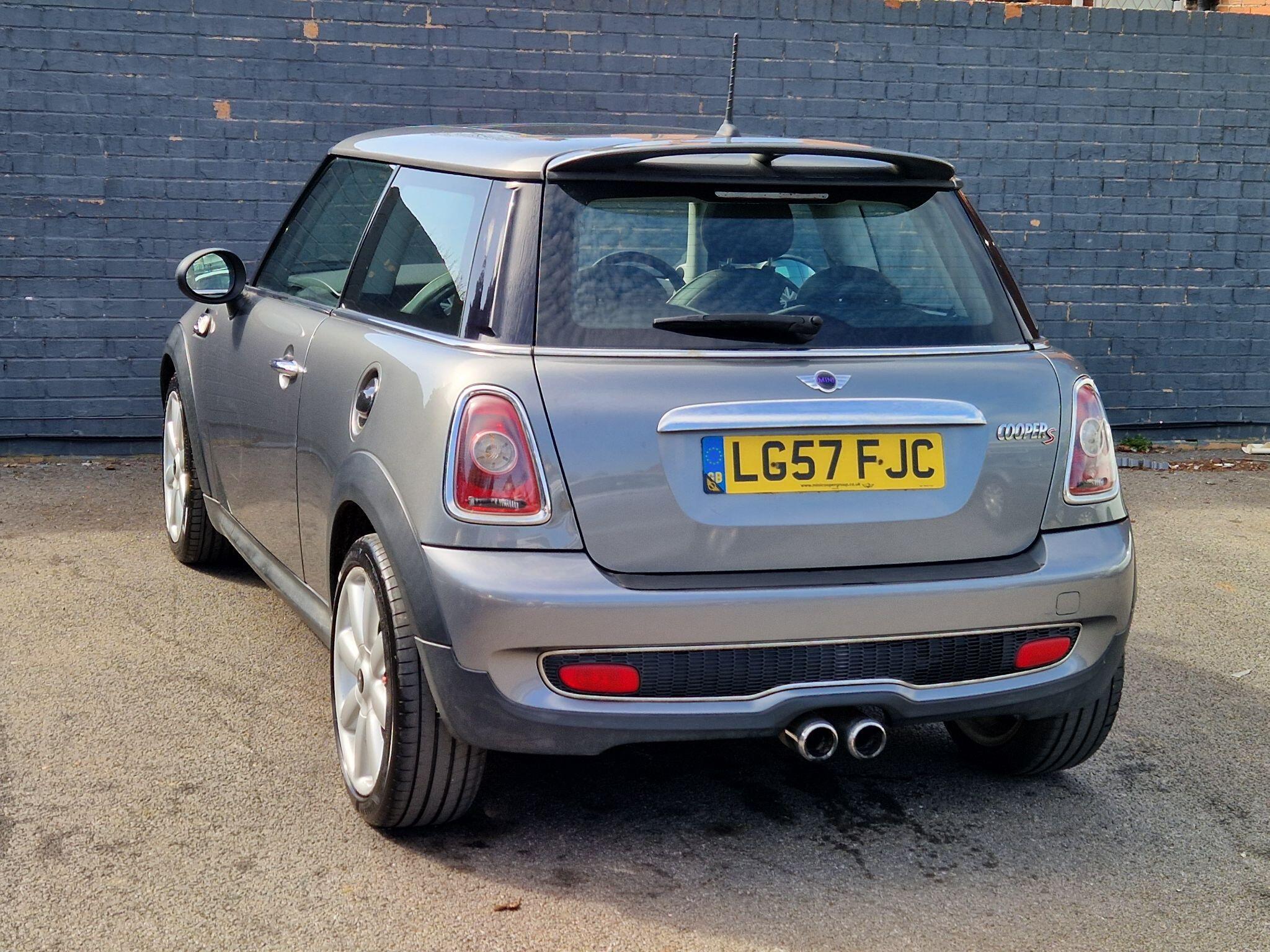 MINI Hatch - Image 8