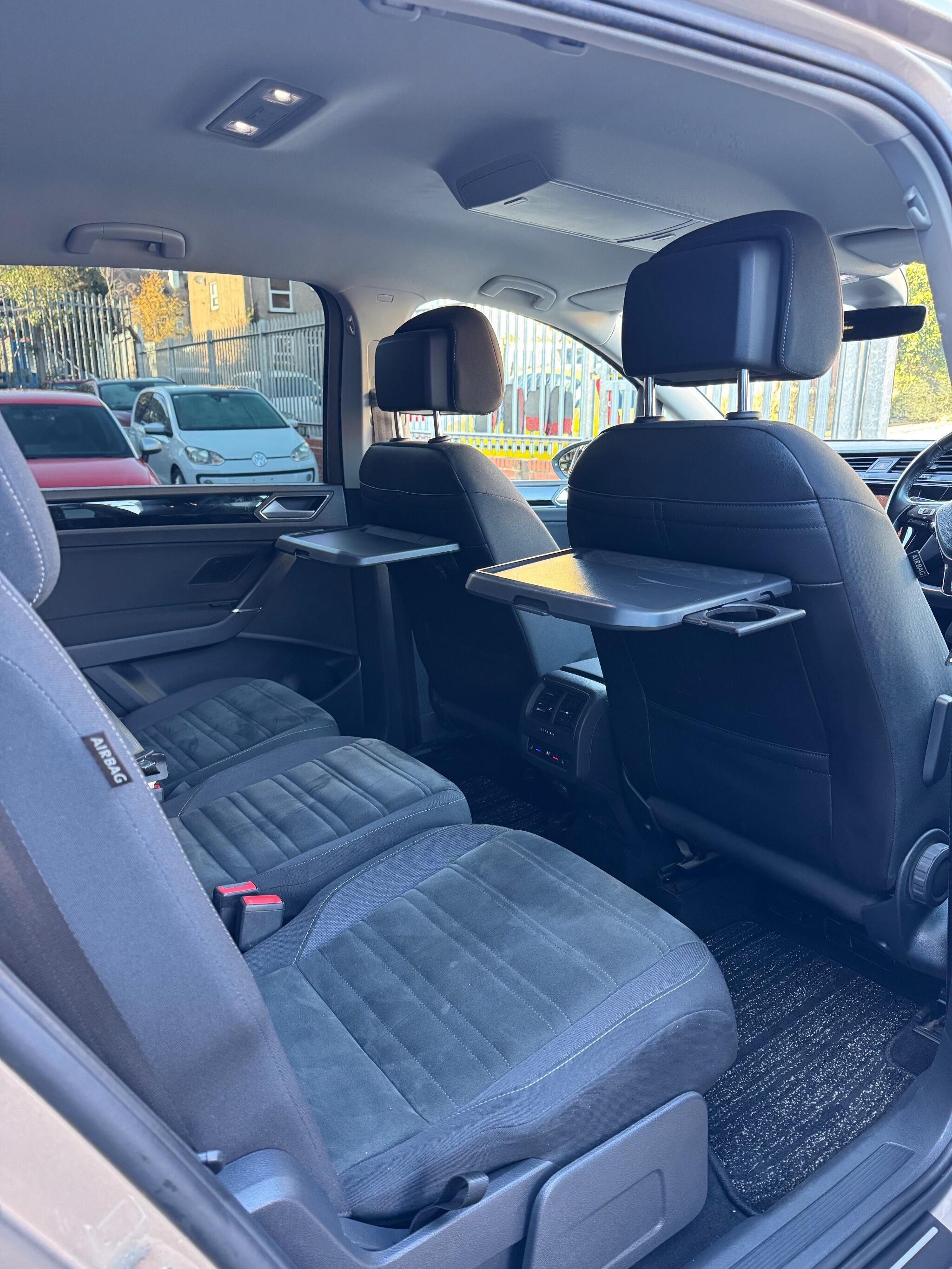 Volkswagen Touran - Image 36