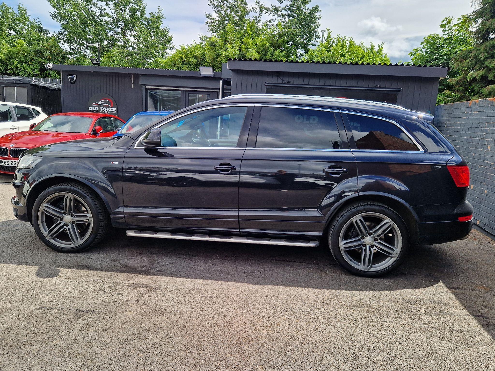 Audi Q7 - Image 6