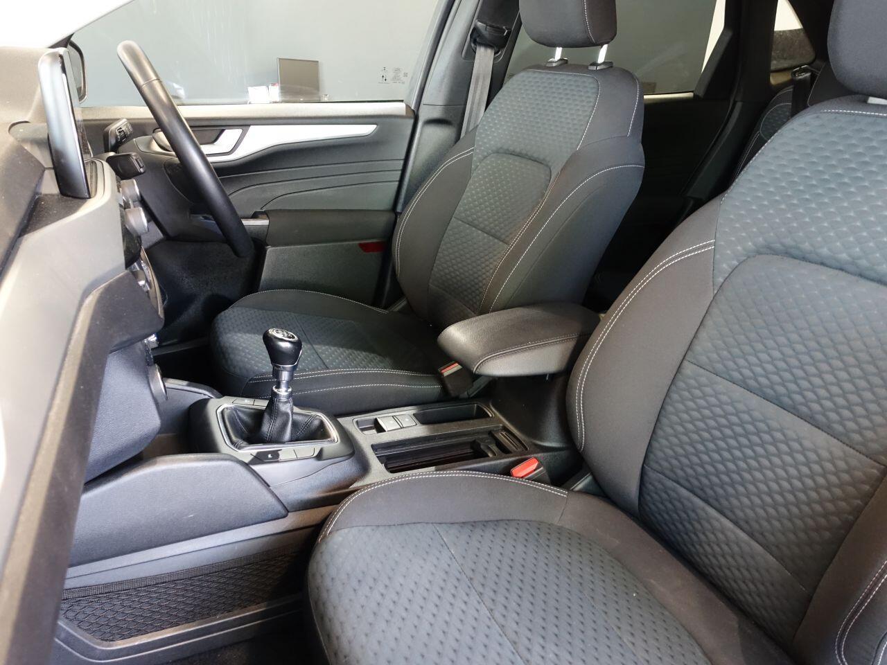 Ford Kuga - Image 12