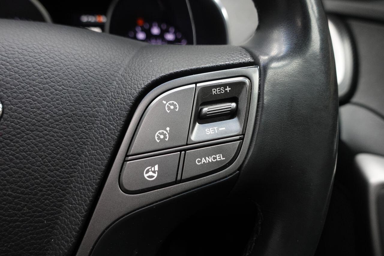 Hyundai Santa Fe - Image 35