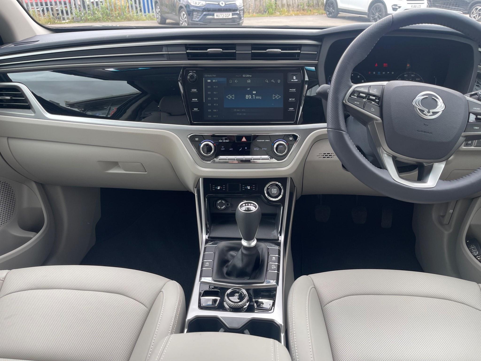 Kgm Korando - Image 5