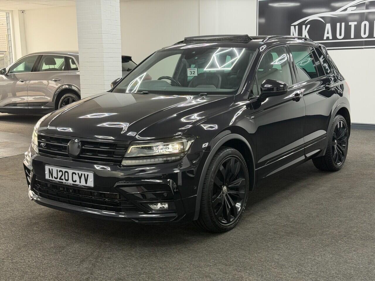 Volkswagen Tiguan - Image 10